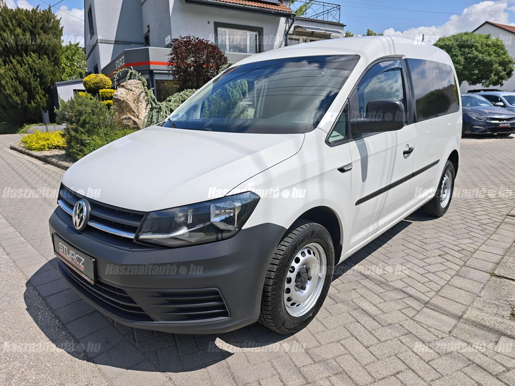 VOLKSWAGEN CADDY 2016/9 - 1