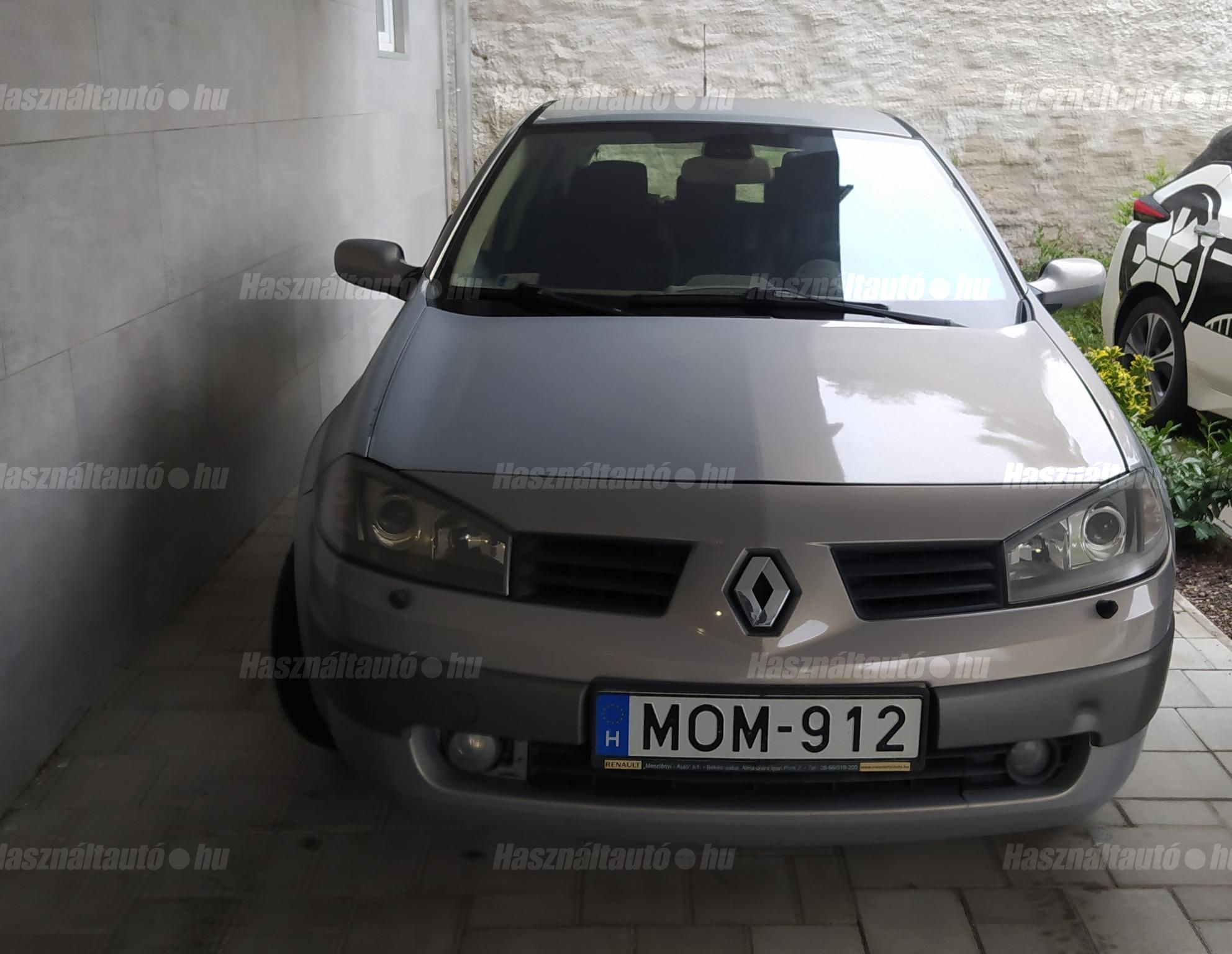 RENAULT MEGANE 2003/5 - 1