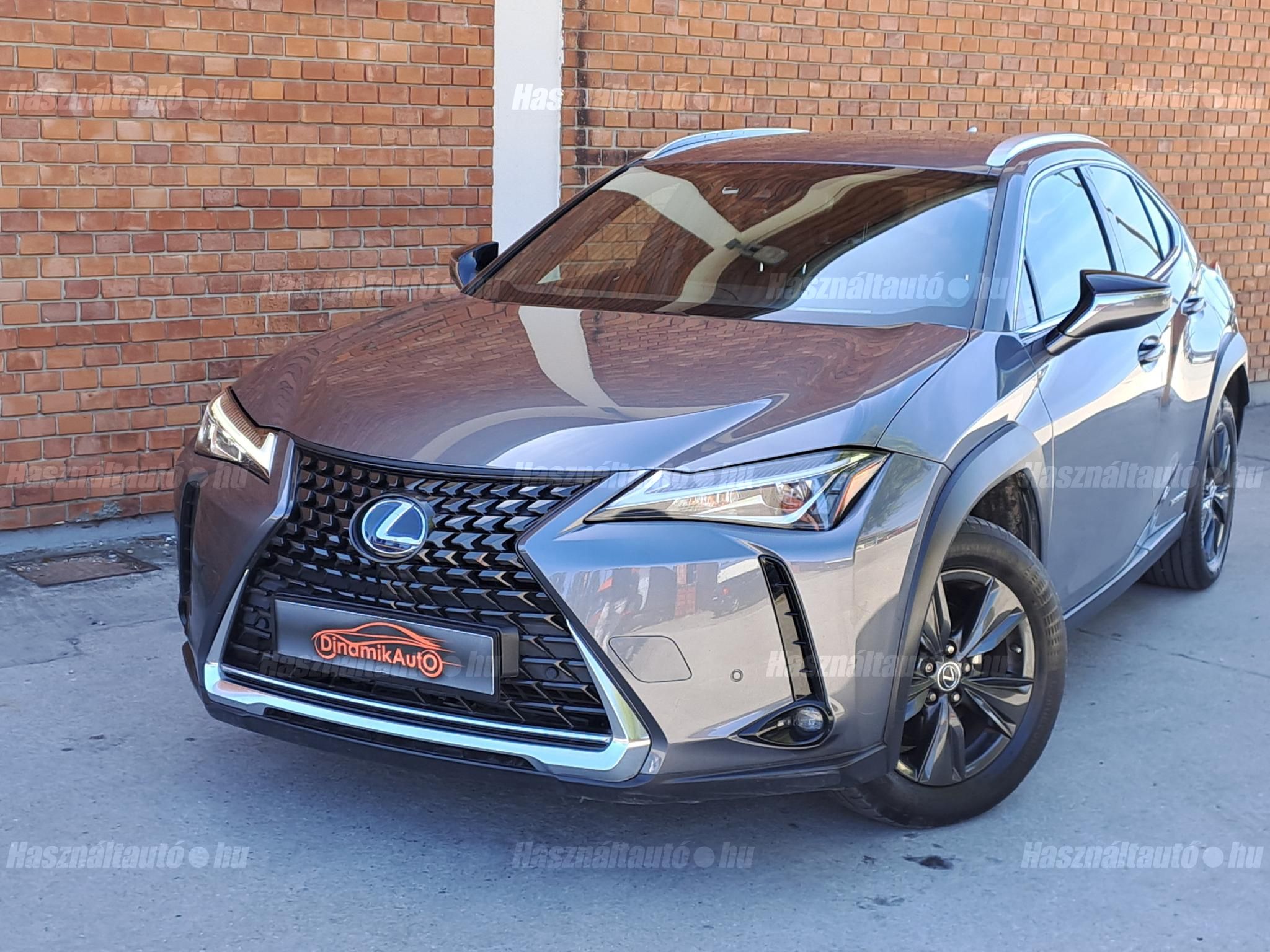 LEXUS UX 2021/2 - 1