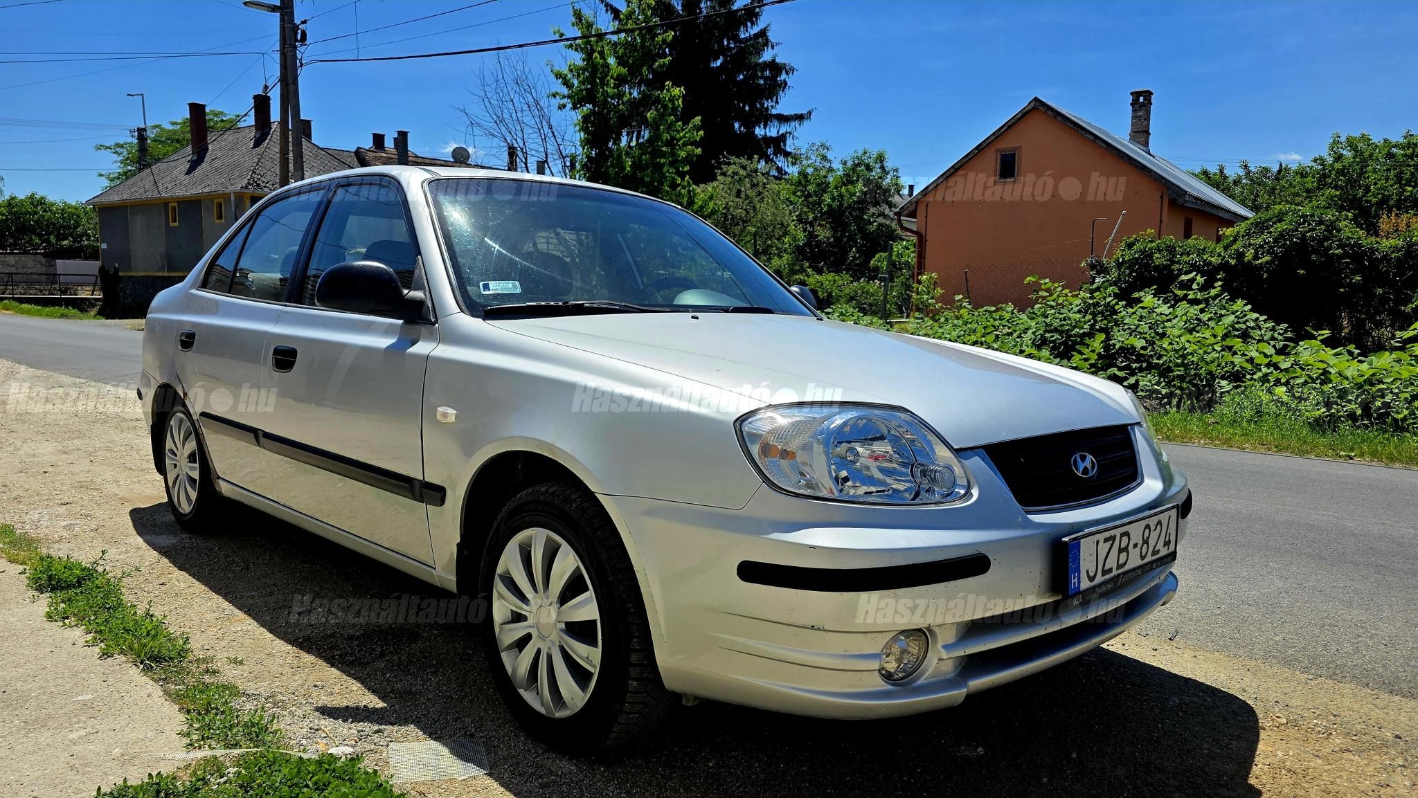 HYUNDAI ACCENT 2005/10 - 1