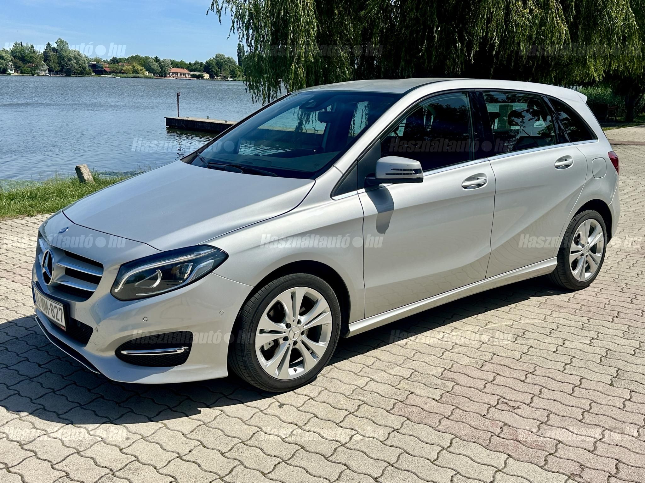 MERCEDES-BENZ B 200 2015/7 - 1