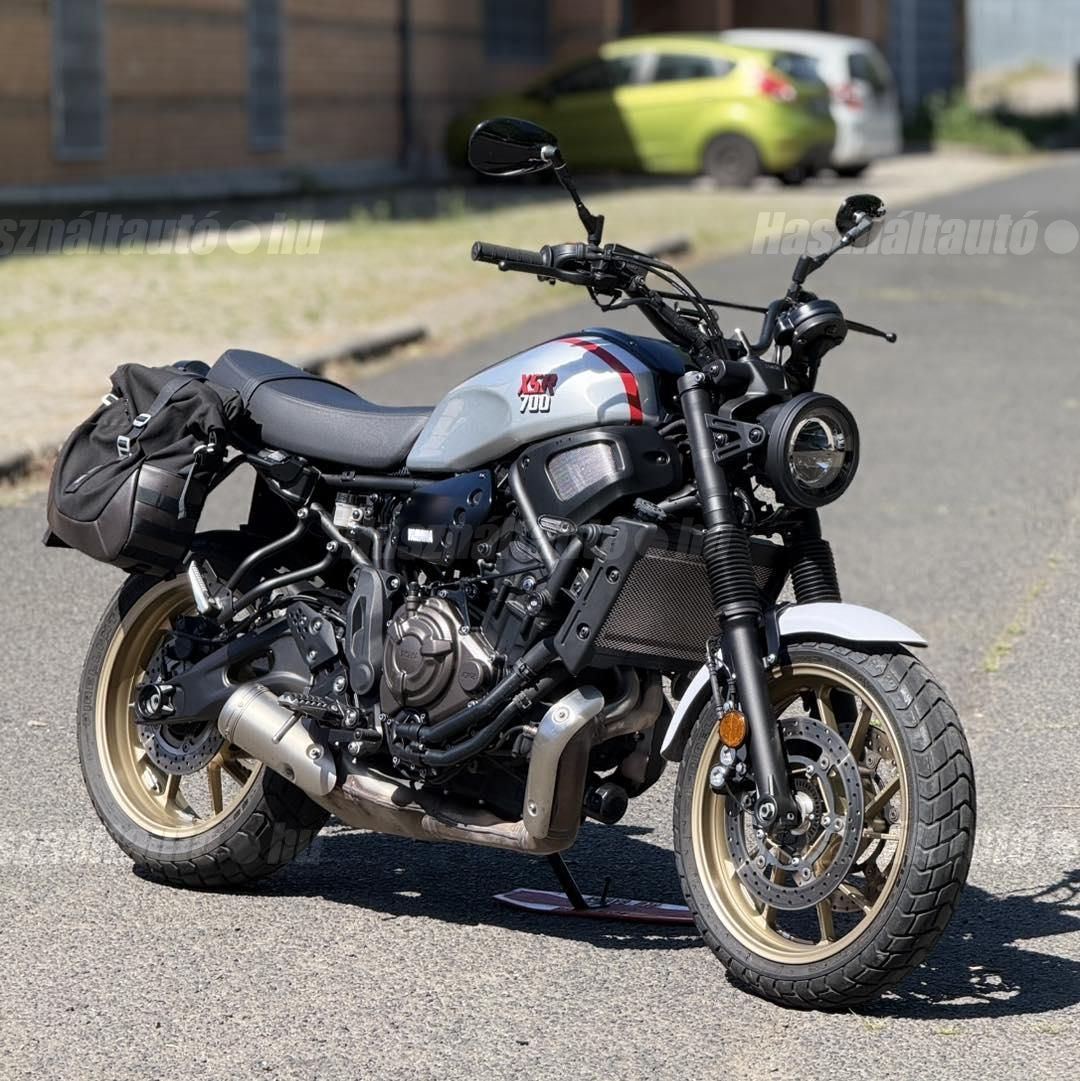 YAMAHA XSR 700 2022 - 1