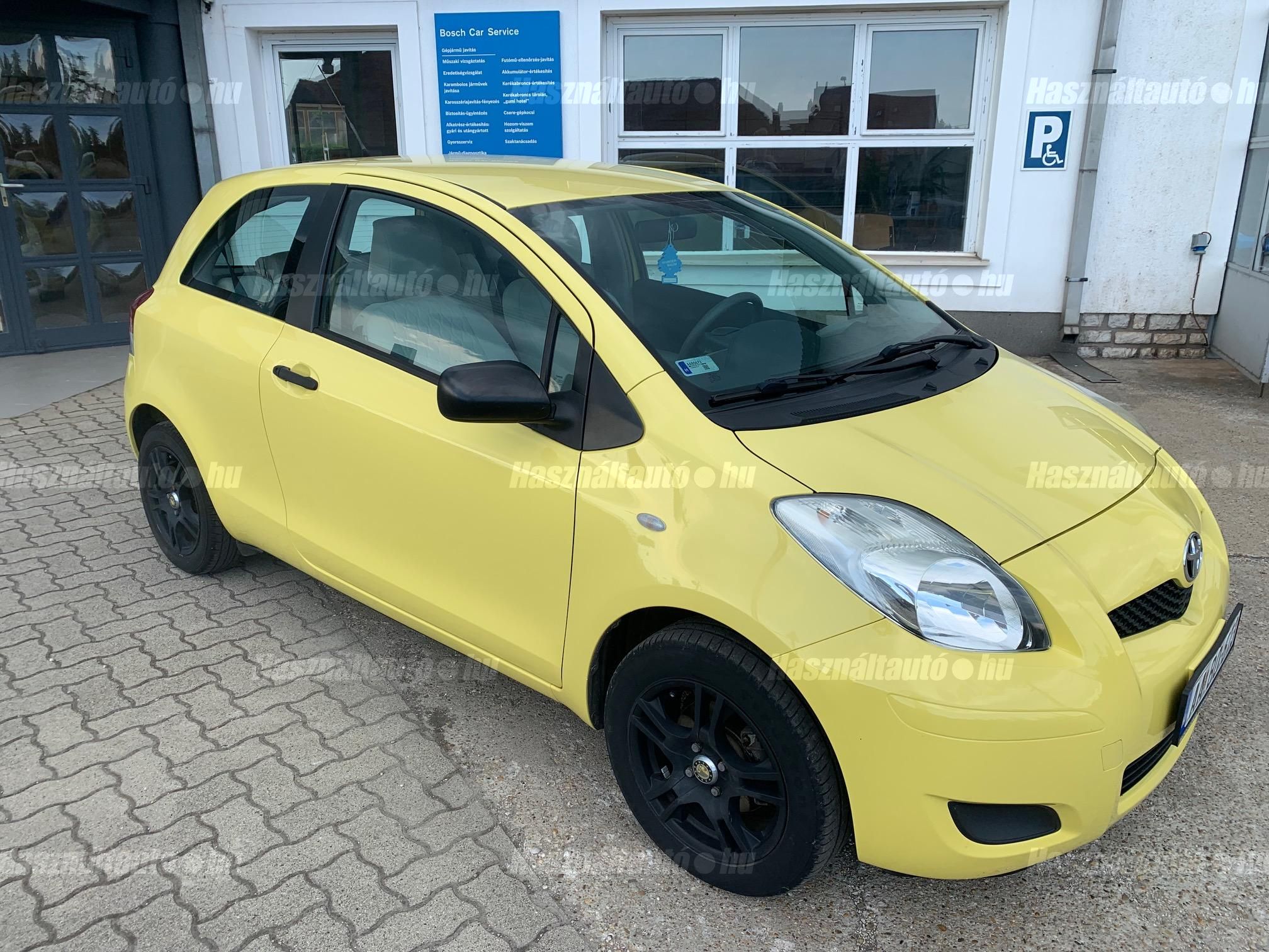 TOYOTA YARIS 2009/6 - 1