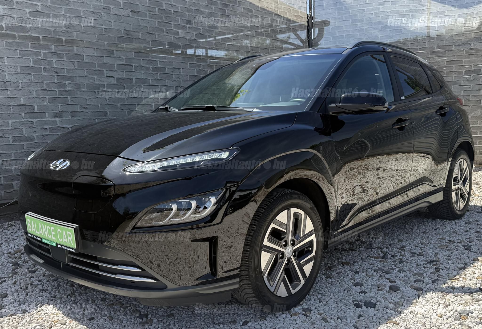 HYUNDAI KONA 2021/12 - 1
