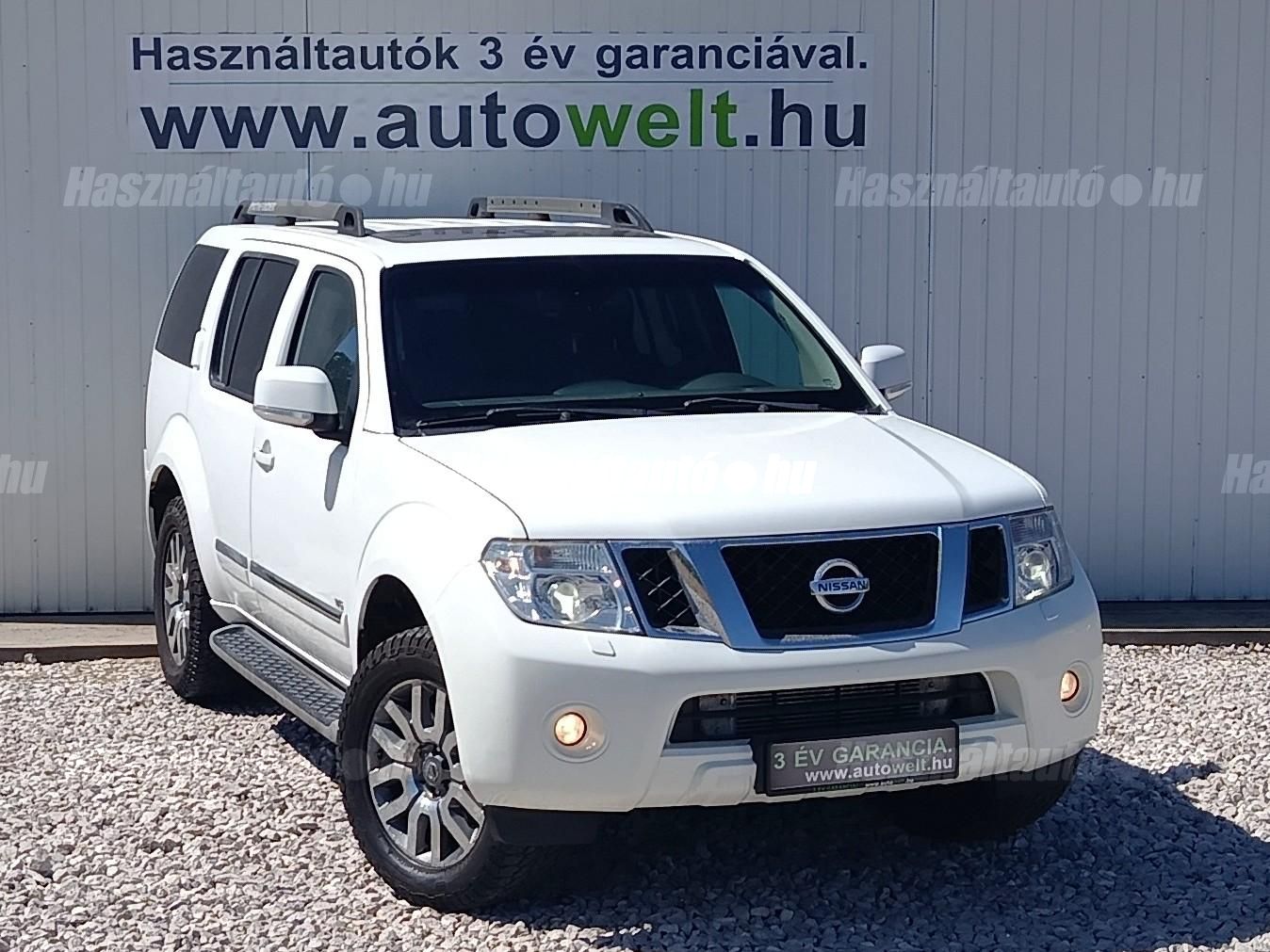 NISSAN NAVARA 2011/7 - 1