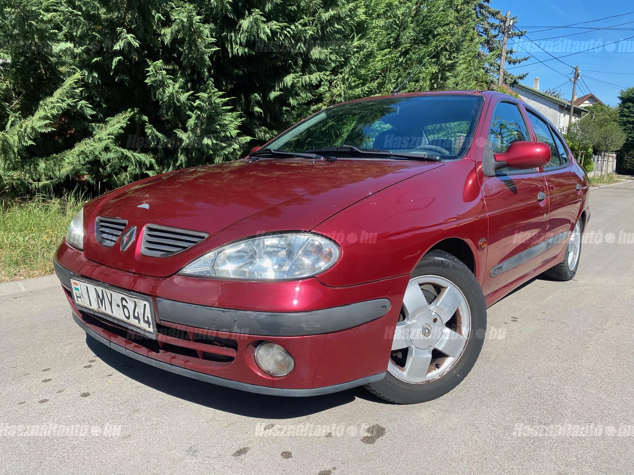 RENAULT MEGANE 2003/6 - 1