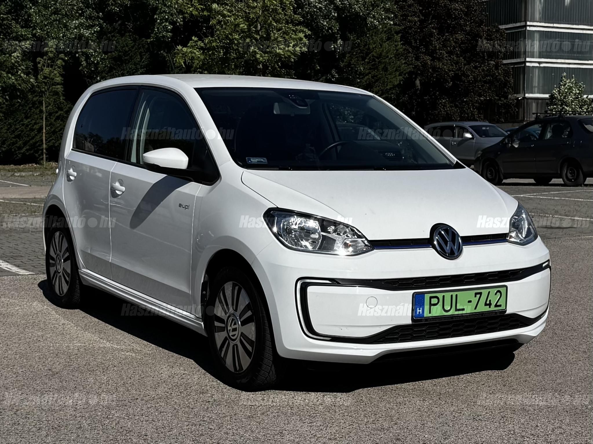 VOLKSWAGEN UP 2018/4 - 1