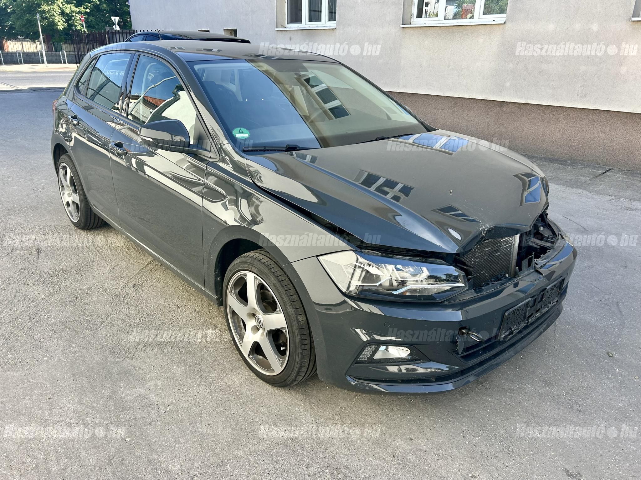 VOLKSWAGEN POLO VI 2021/6 - 1