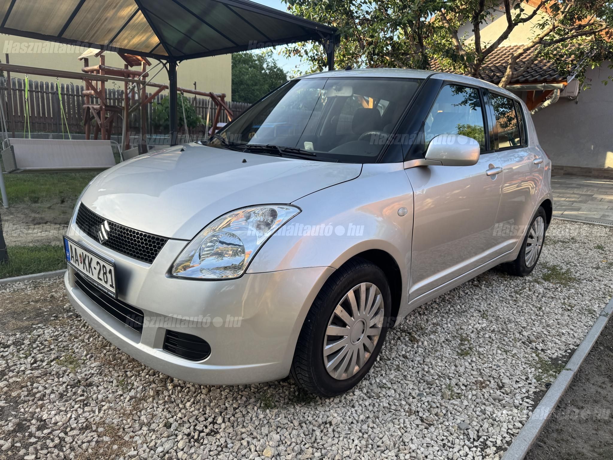 SUZUKI SWIFT 2006/9 - 1