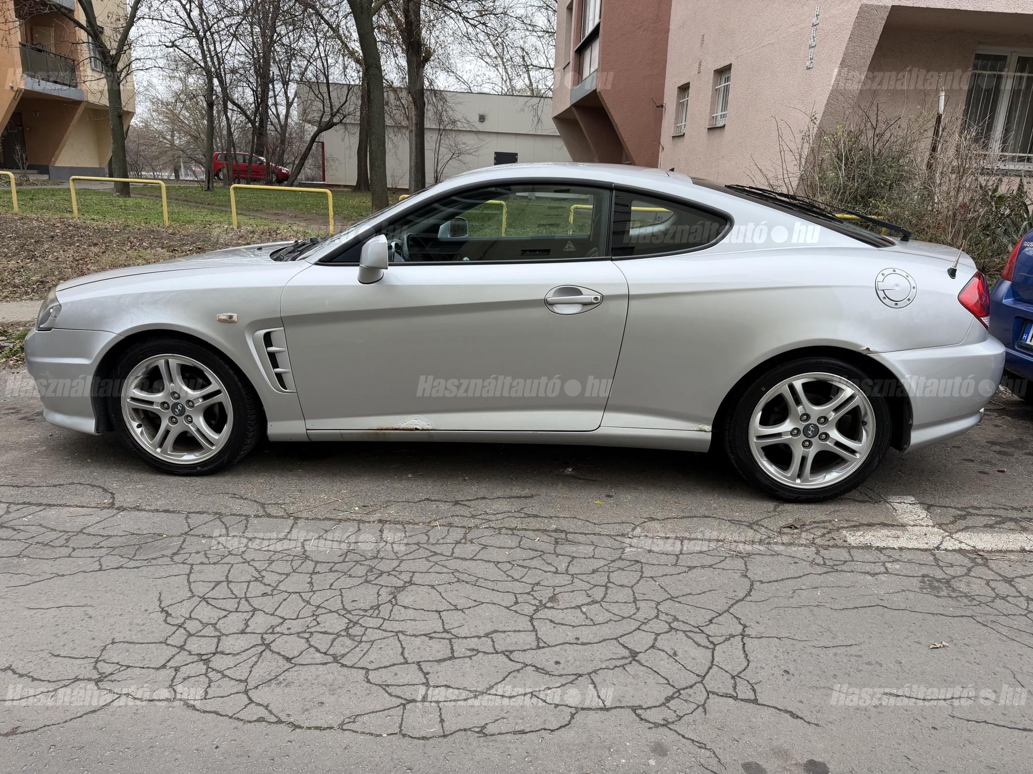 HYUNDAI COUPE 2005 - 1