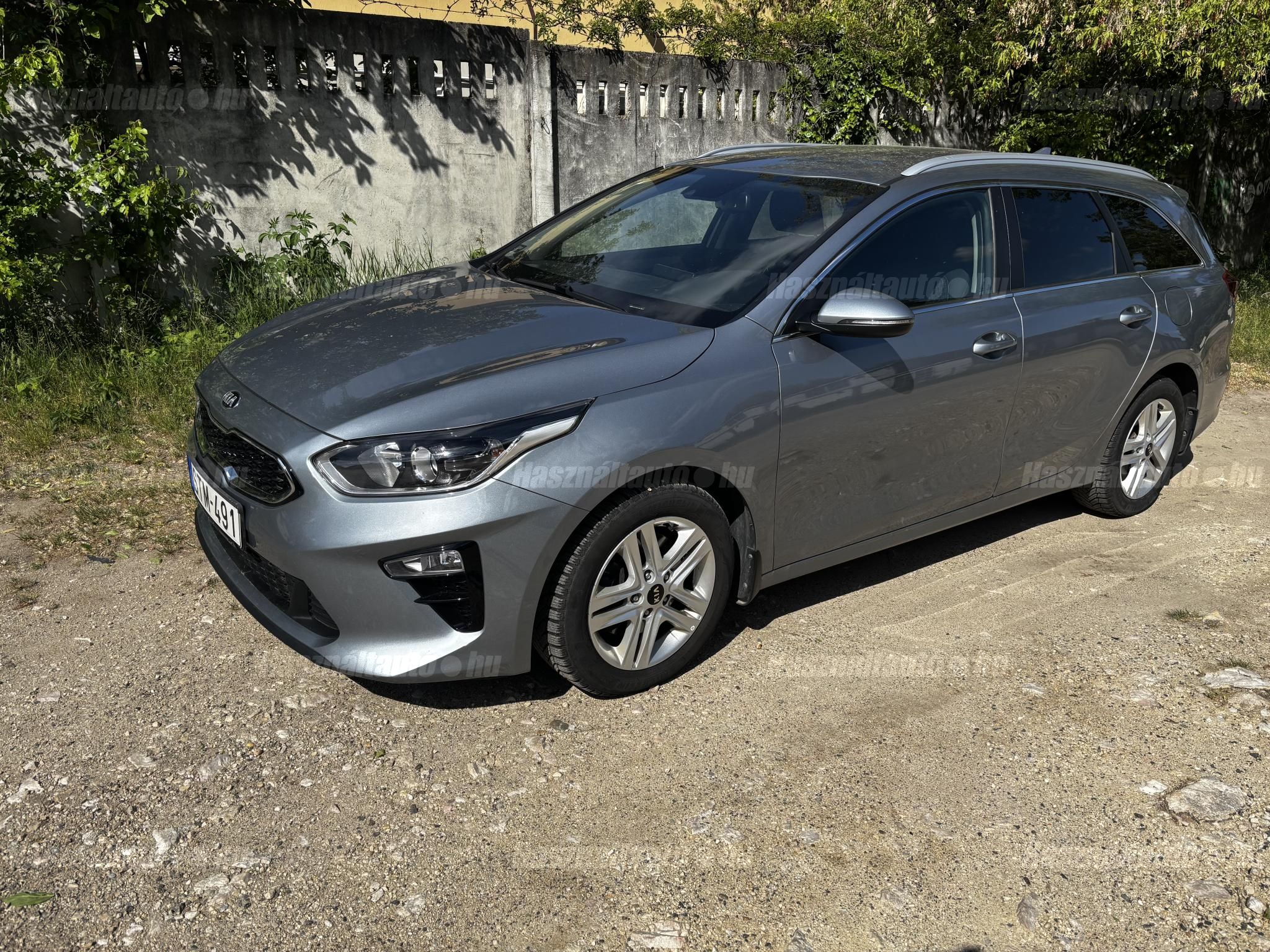 KIA CEE'D 2021/7 - 1