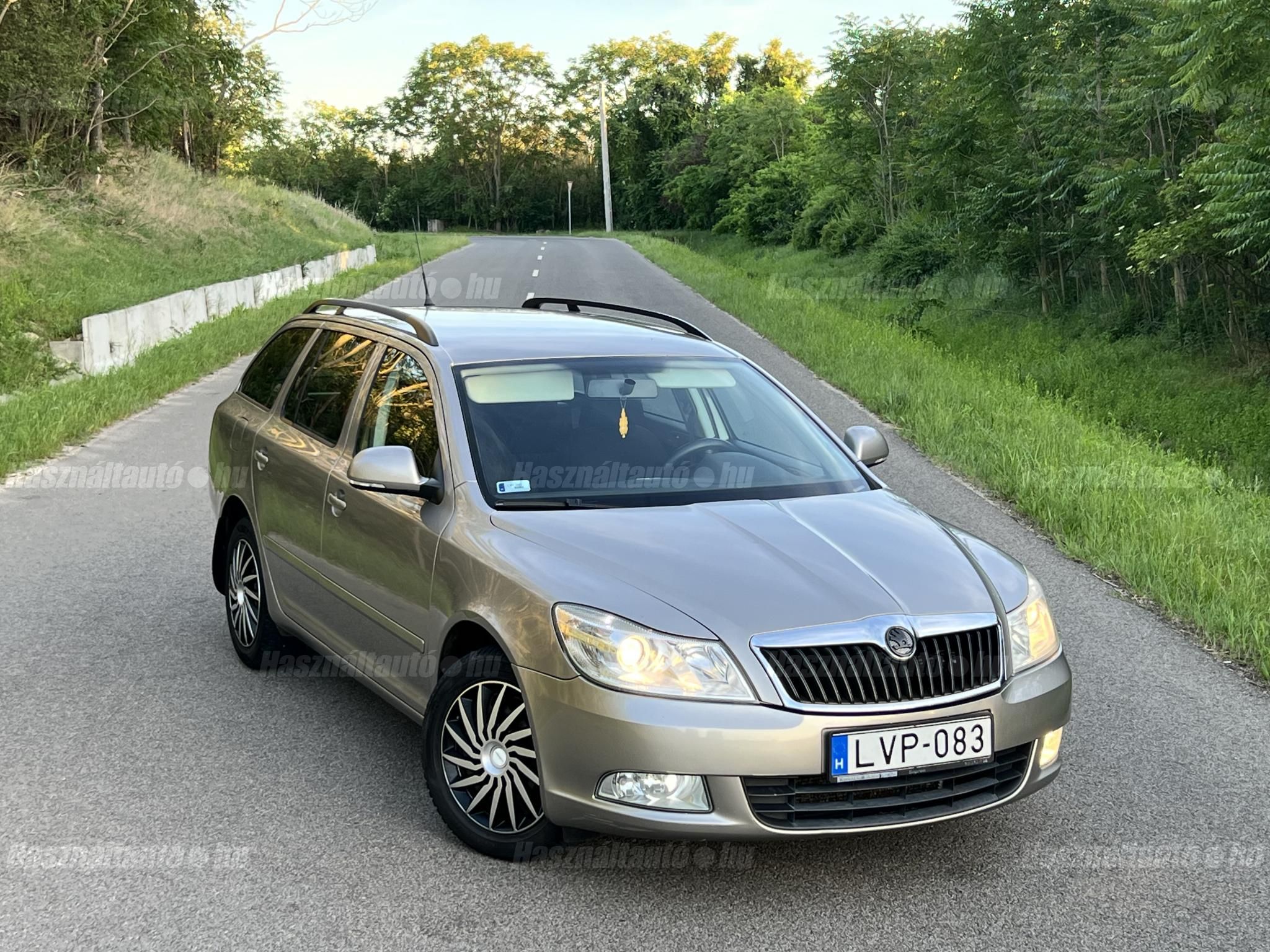 SKODA OCTAVIA 2011/3 - 1