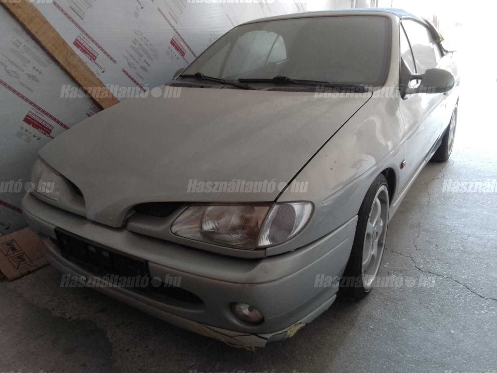 RENAULT MEGANE 1998/7 - 1