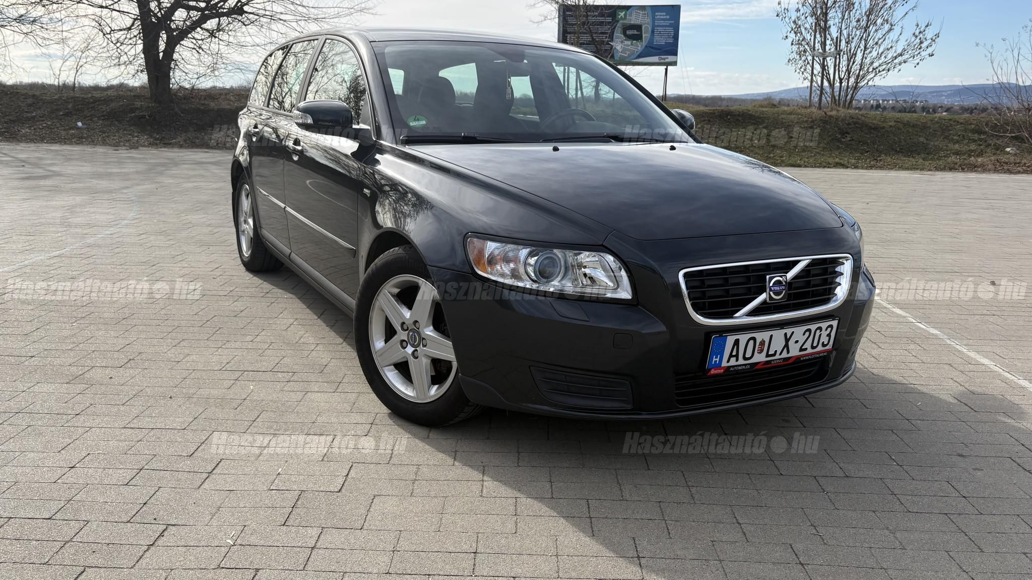 VOLVO V50 2009/6 - 1