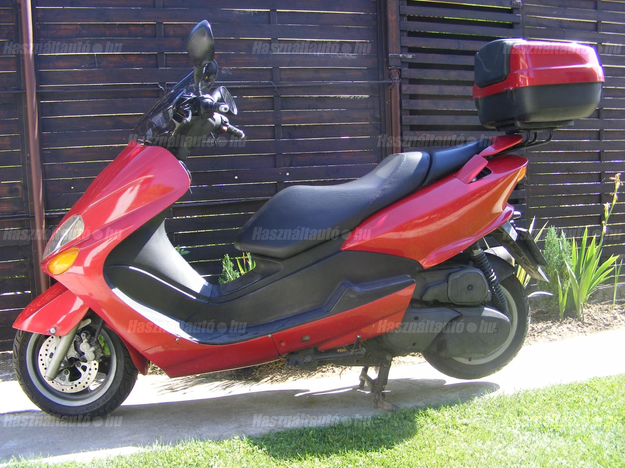 YAMAHA MAJESTY 2001/7 - 1