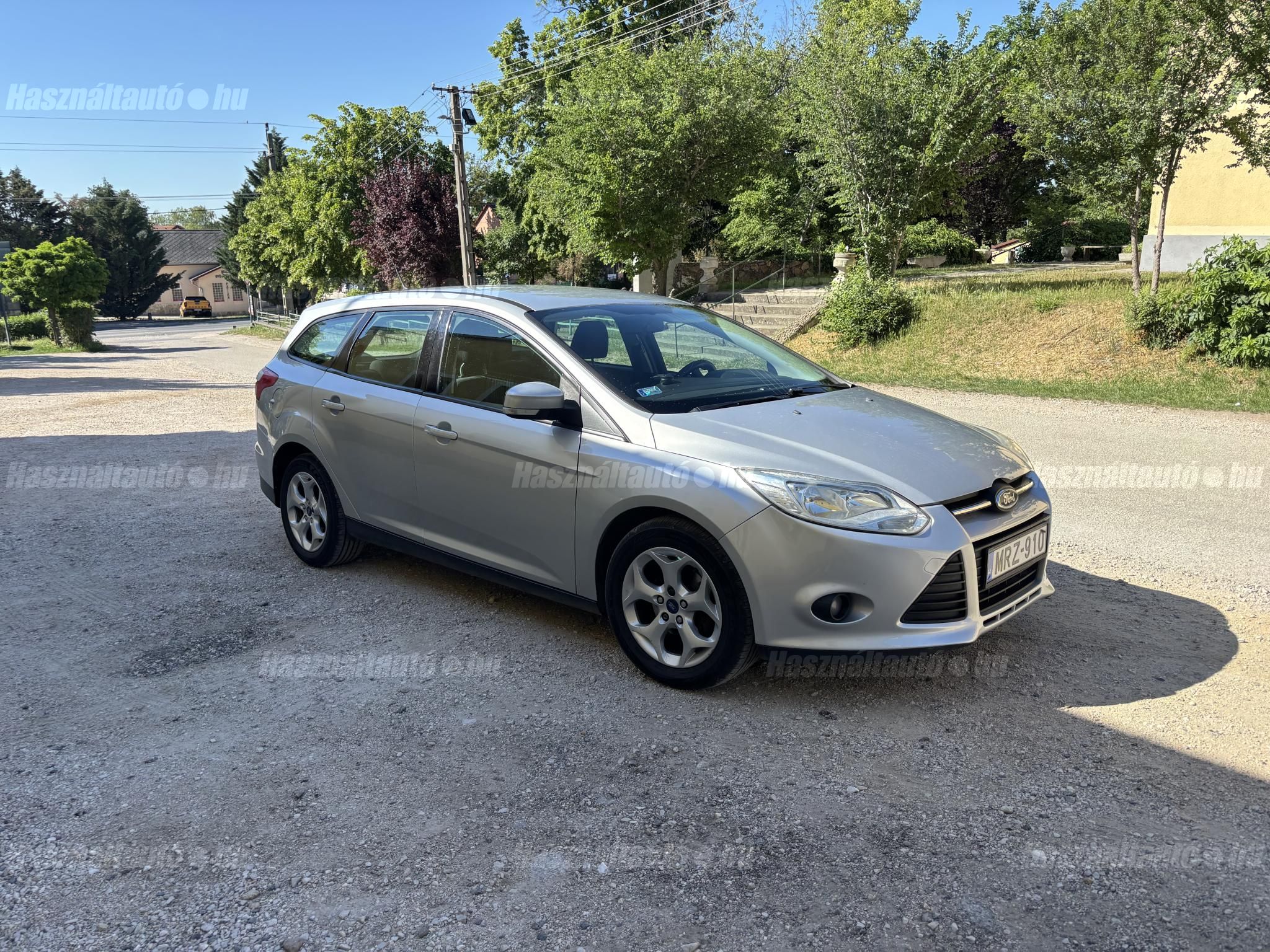 FORD FOCUS 2011/8 - 1