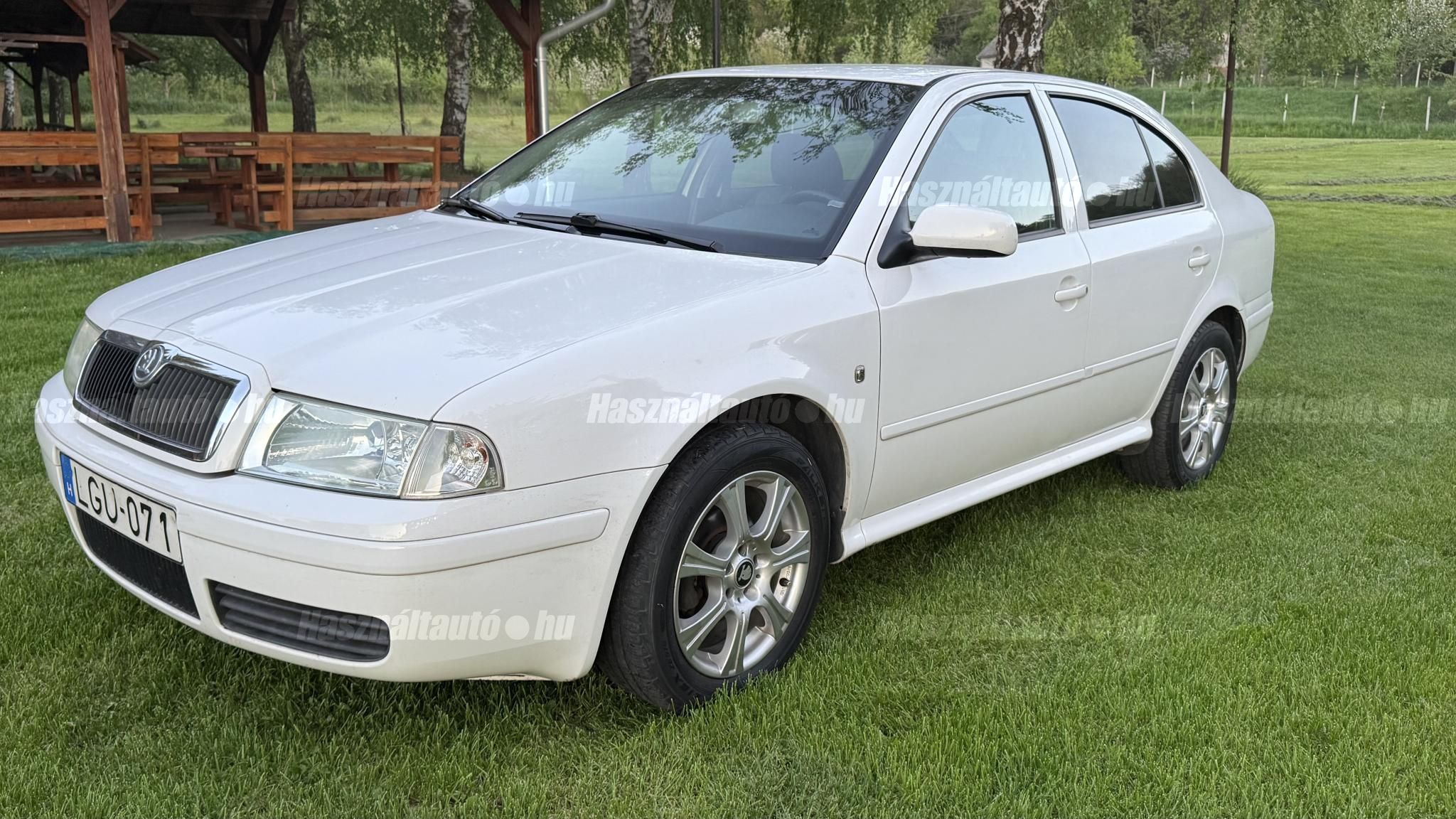 SKODA OCTAVIA 2008/12 - 1