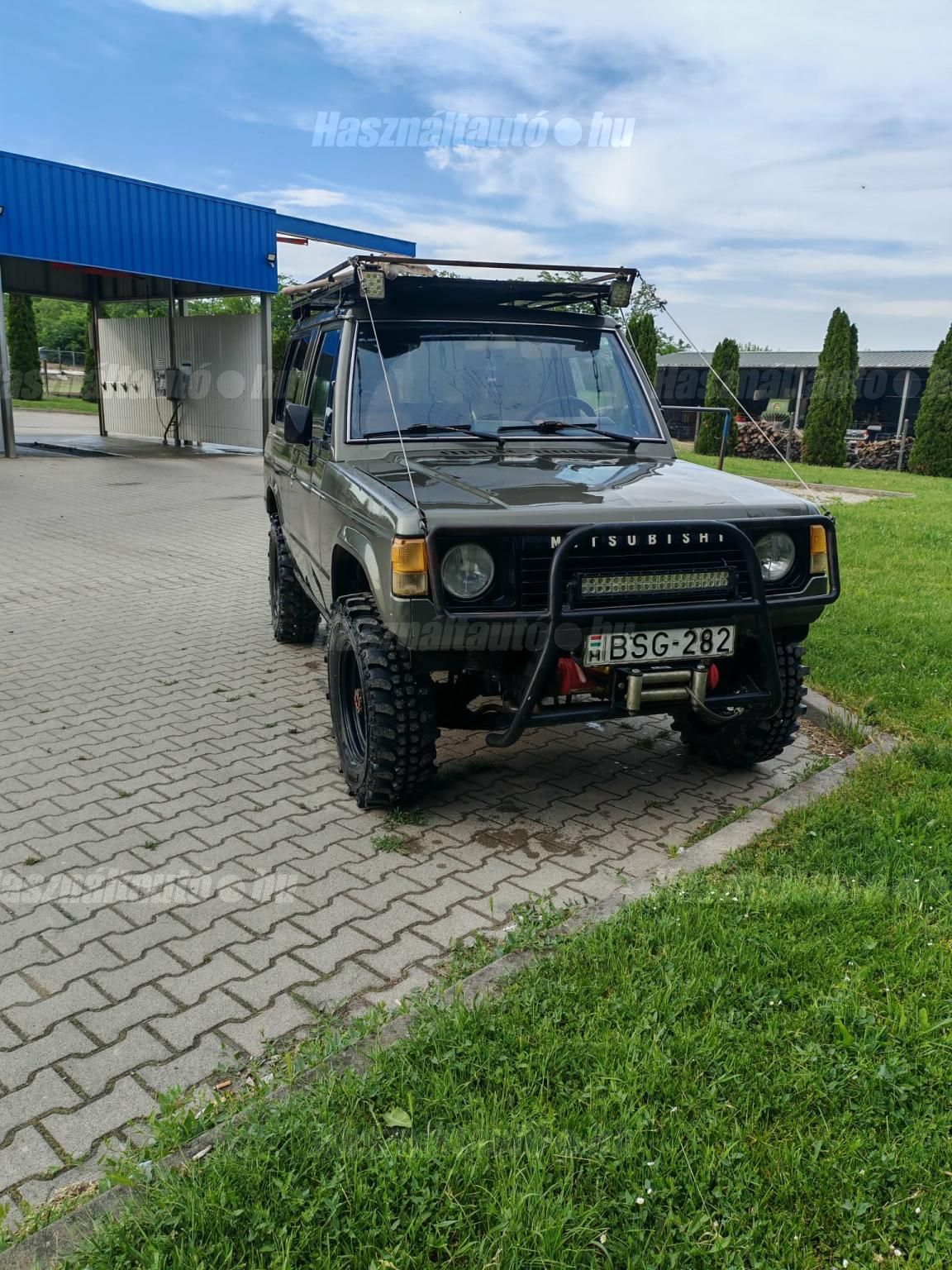 MITSUBISHI PAJERO 1988 - 1