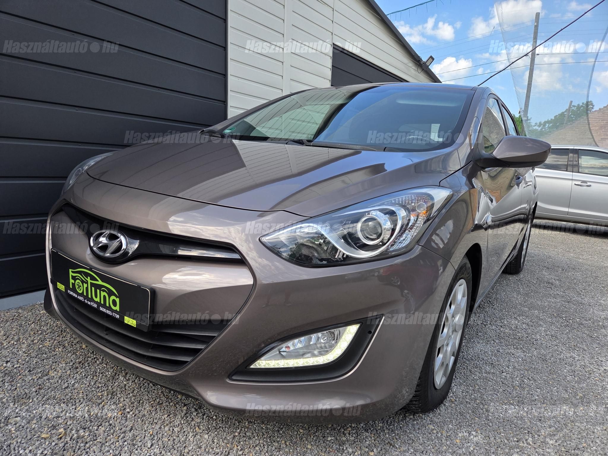 HYUNDAI I30 2013/5 - 1