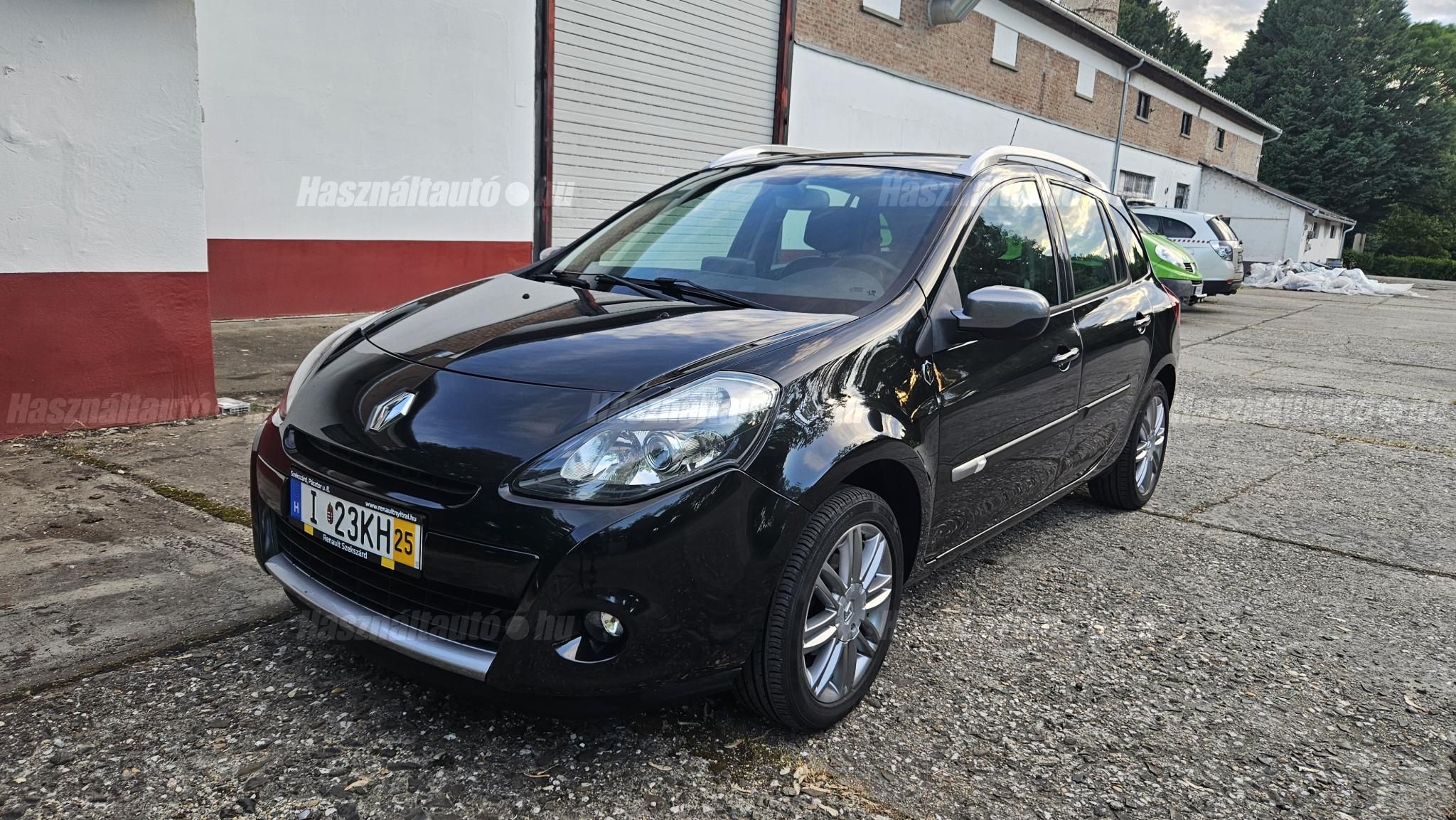 RENAULT CLIO 2010/7 - 1