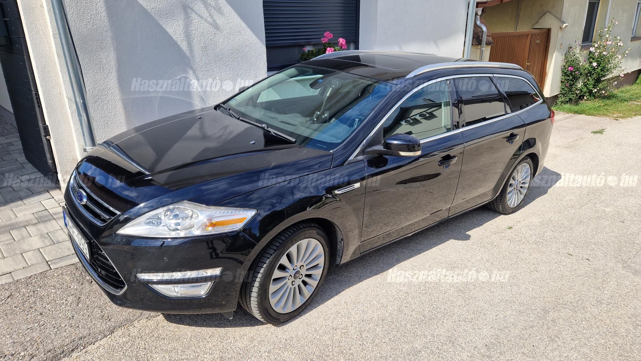 FORD MONDEO 2012/6 - 1