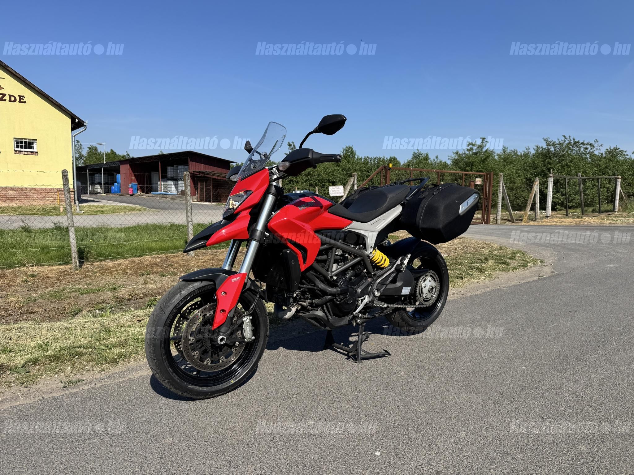 DUCATI HYPERSTRADA 2016/1 - 1