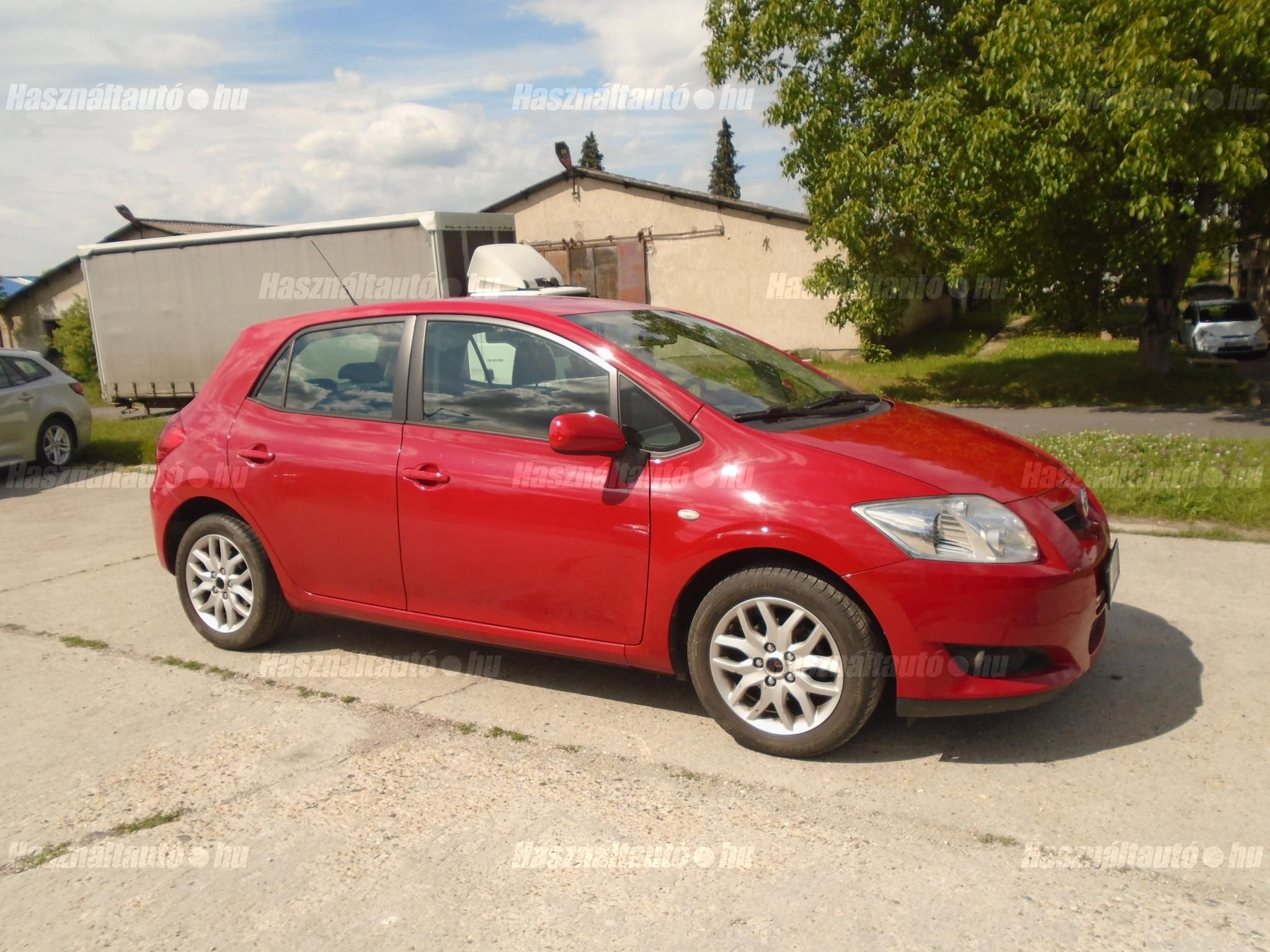 TOYOTA AURIS 2008/6 - 1