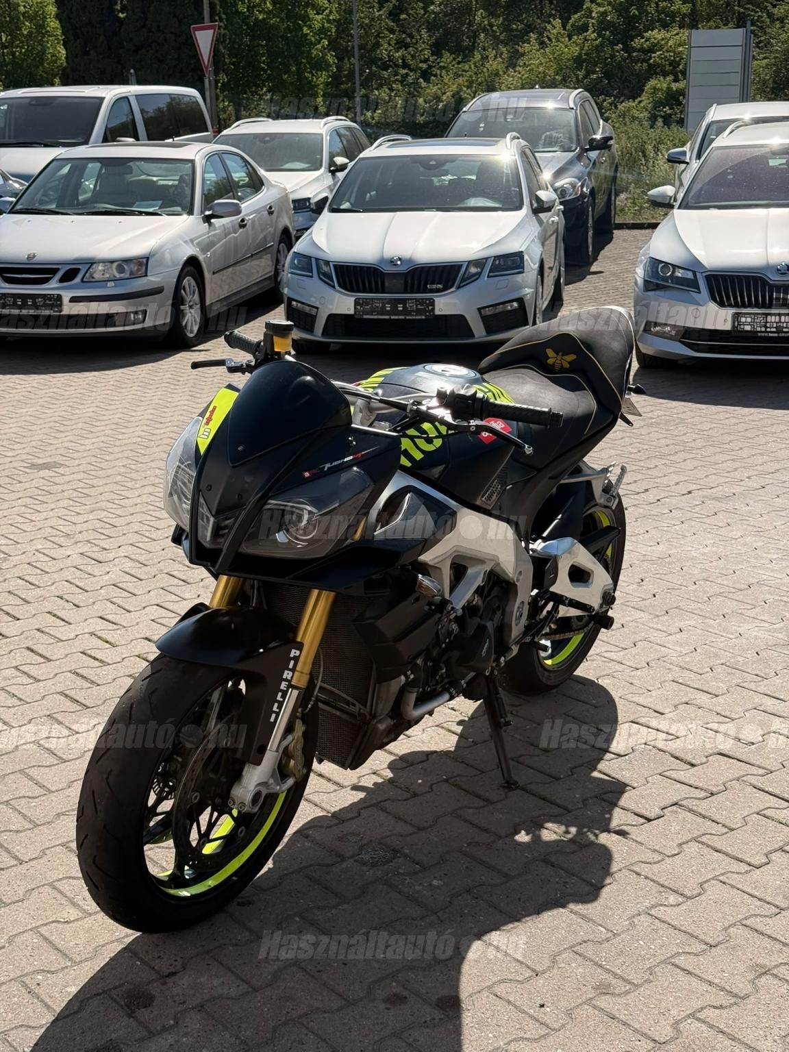 APRILIA TUONO V4 2012 - 1