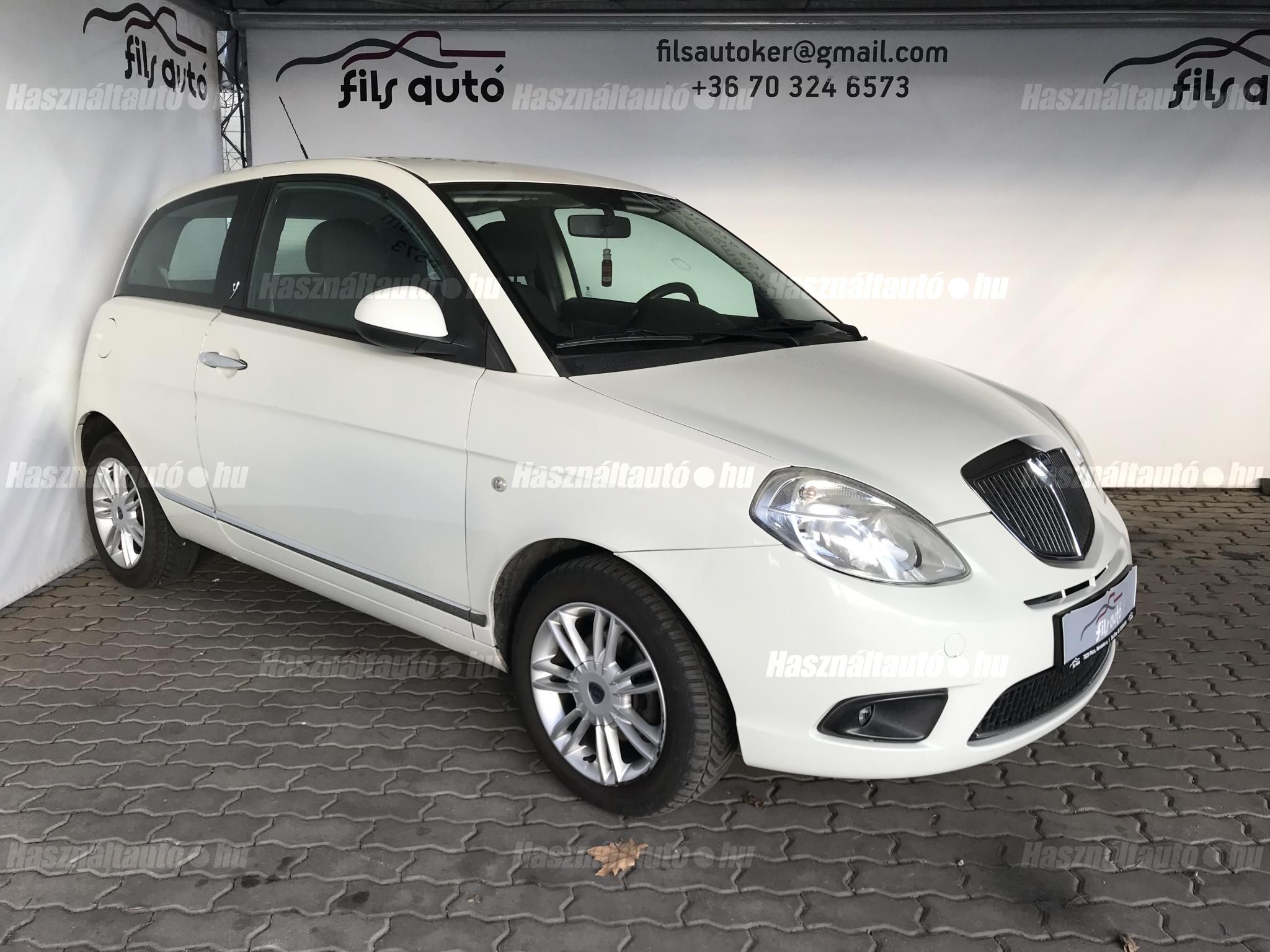 LANCIA YPSILON 2010/12 - 1