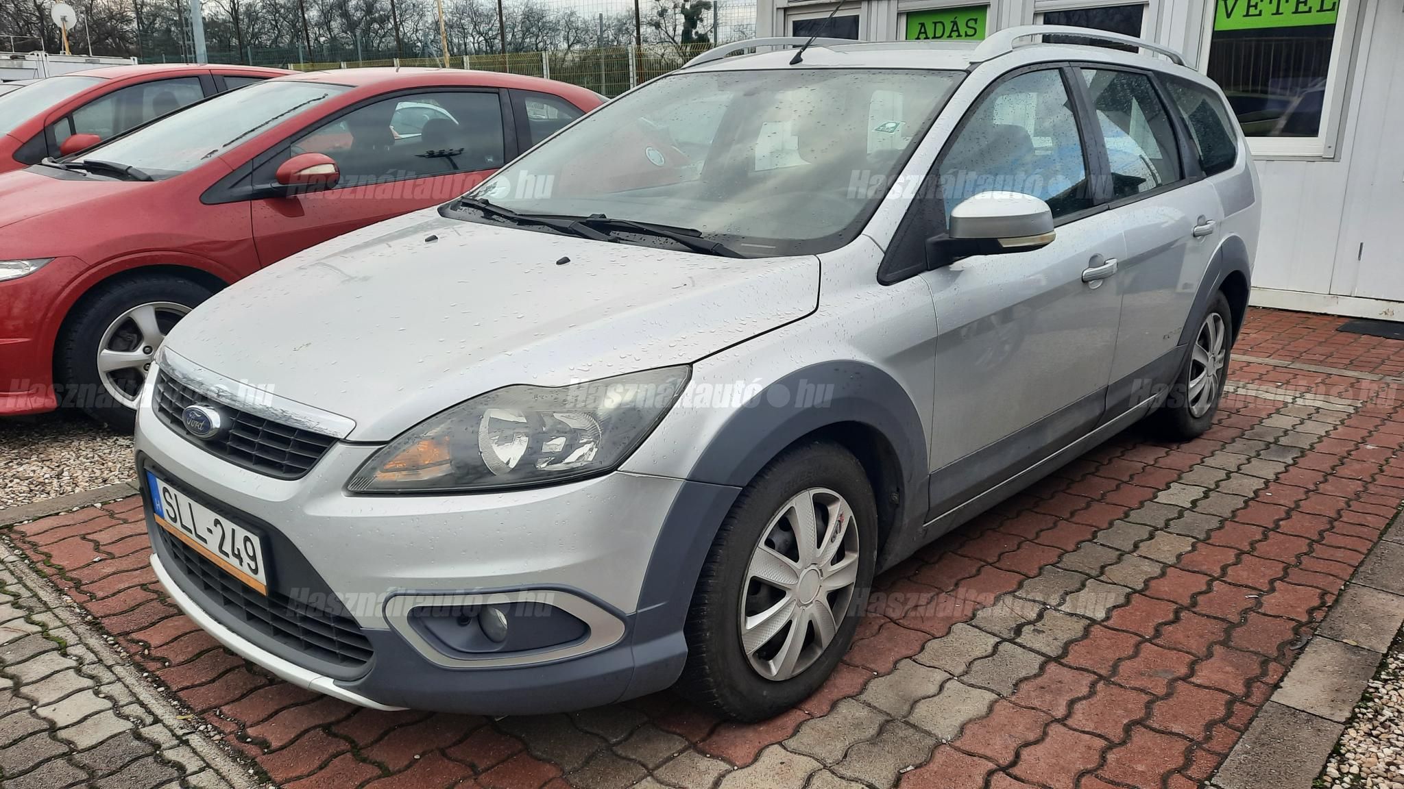 FORD FOCUS 2009/8 - 1