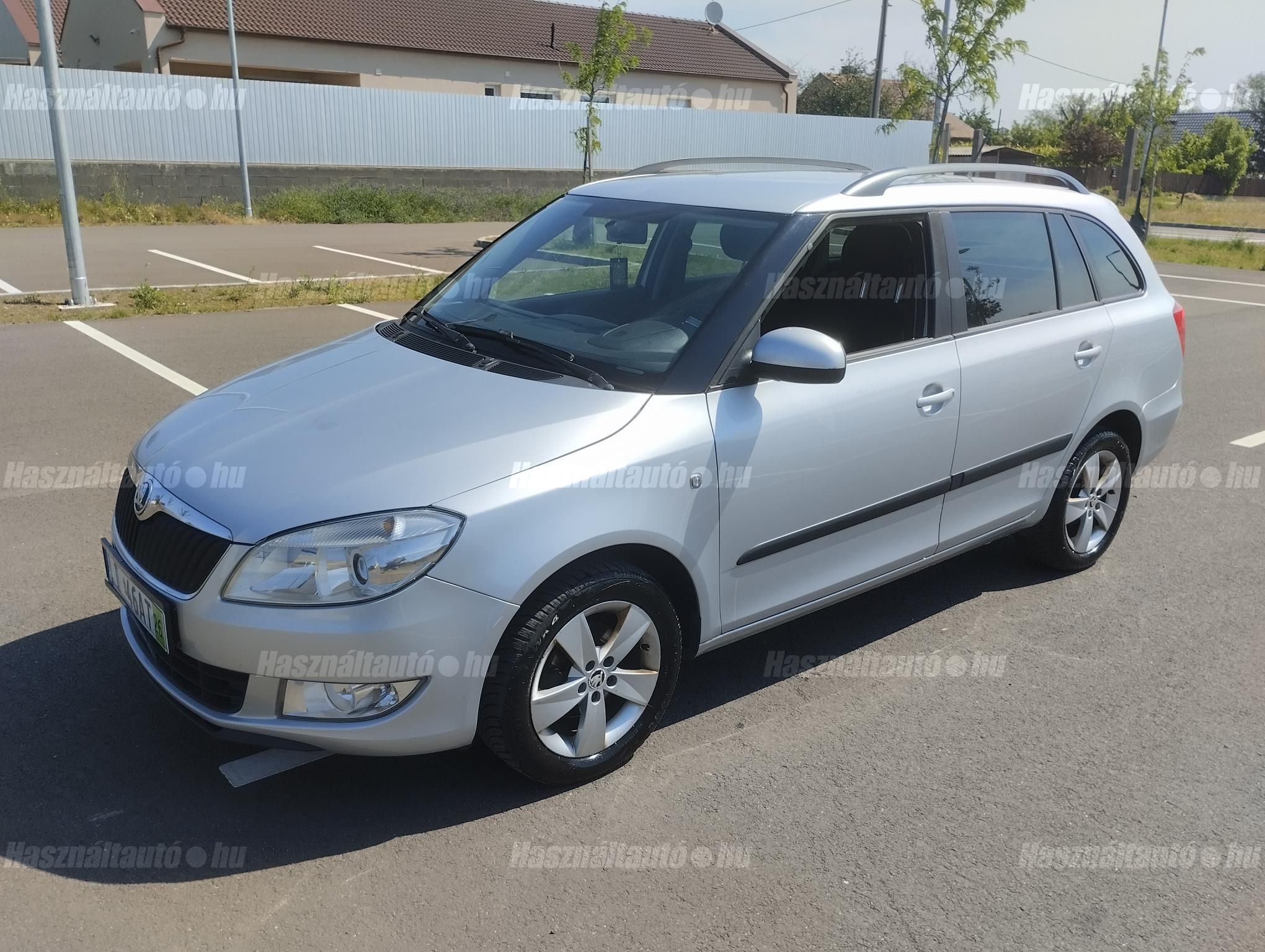 SKODA FABIA 2014 - 1