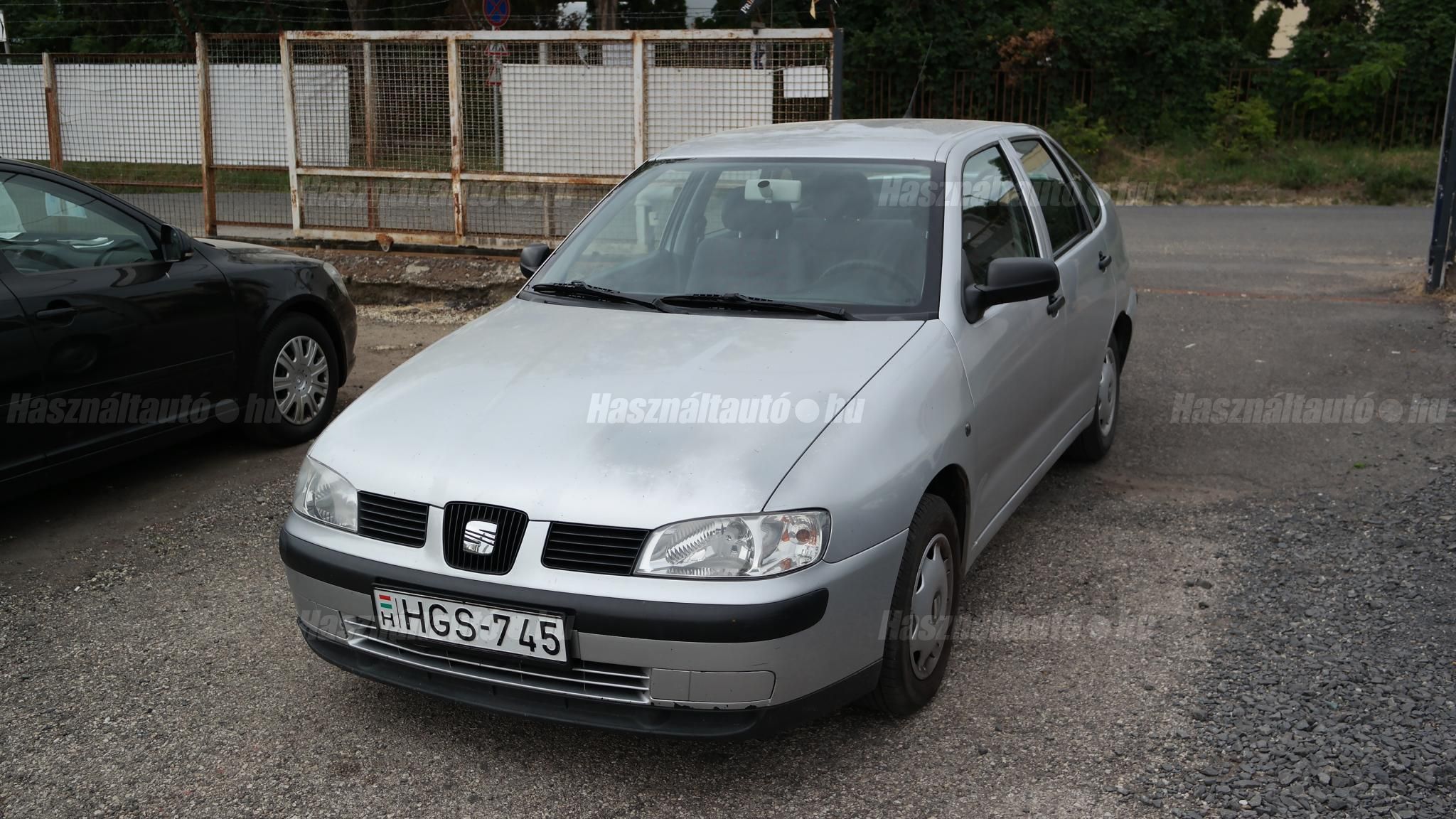 SEAT CORDOBA 2000 - 1