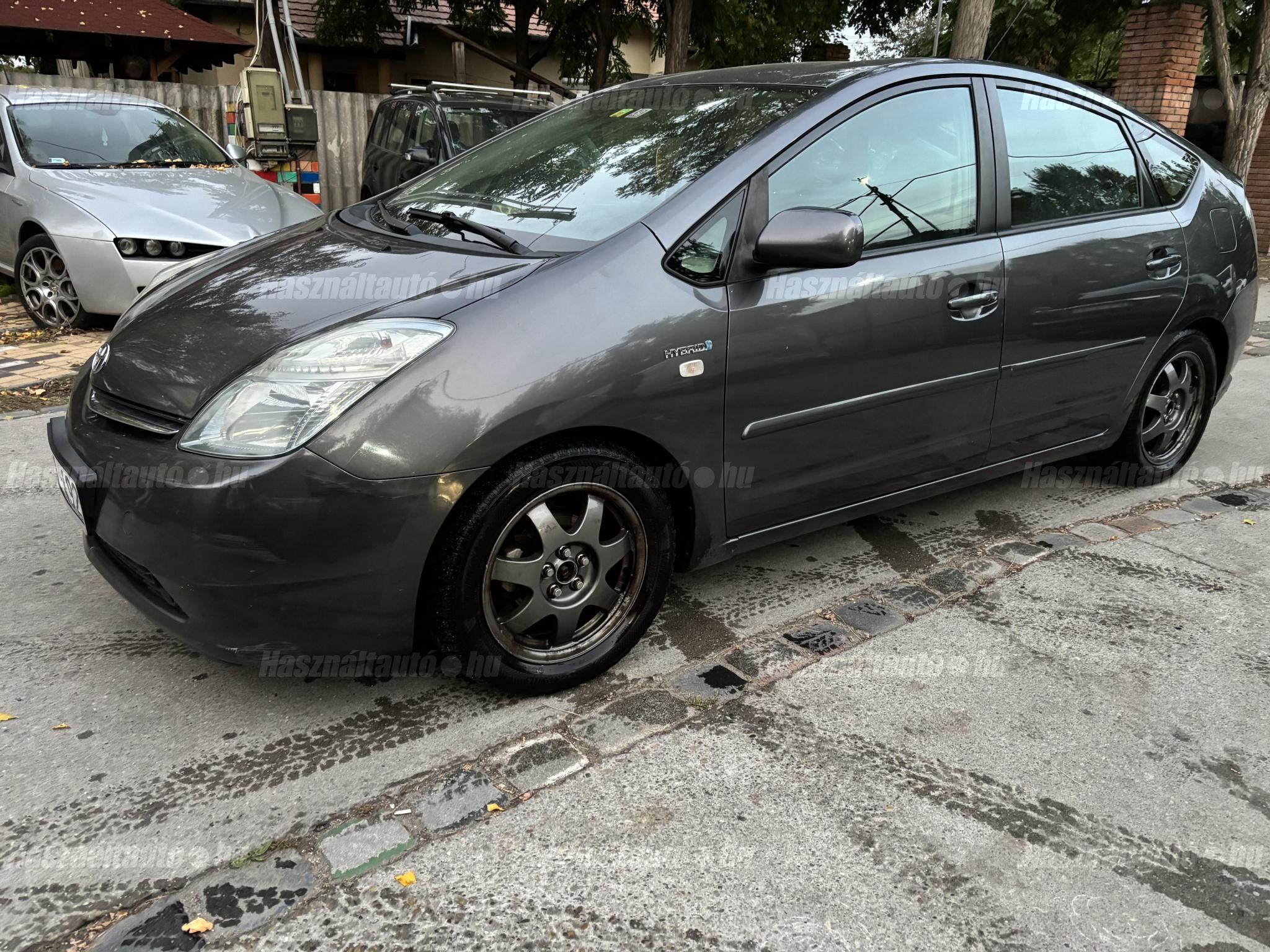TOYOTA PRIUS 2006/8 - 1