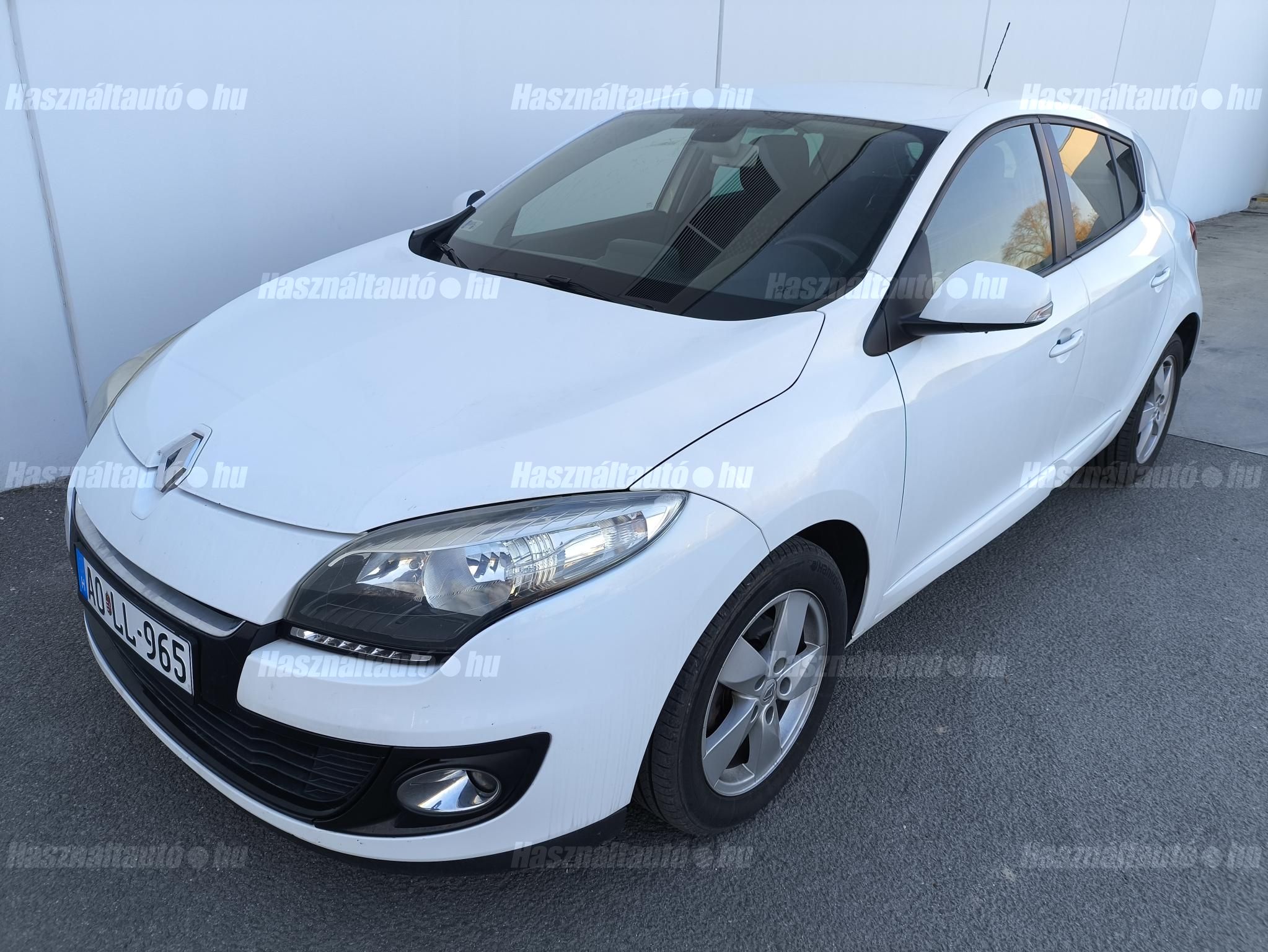 RENAULT MEGANE 2012/8 - 1
