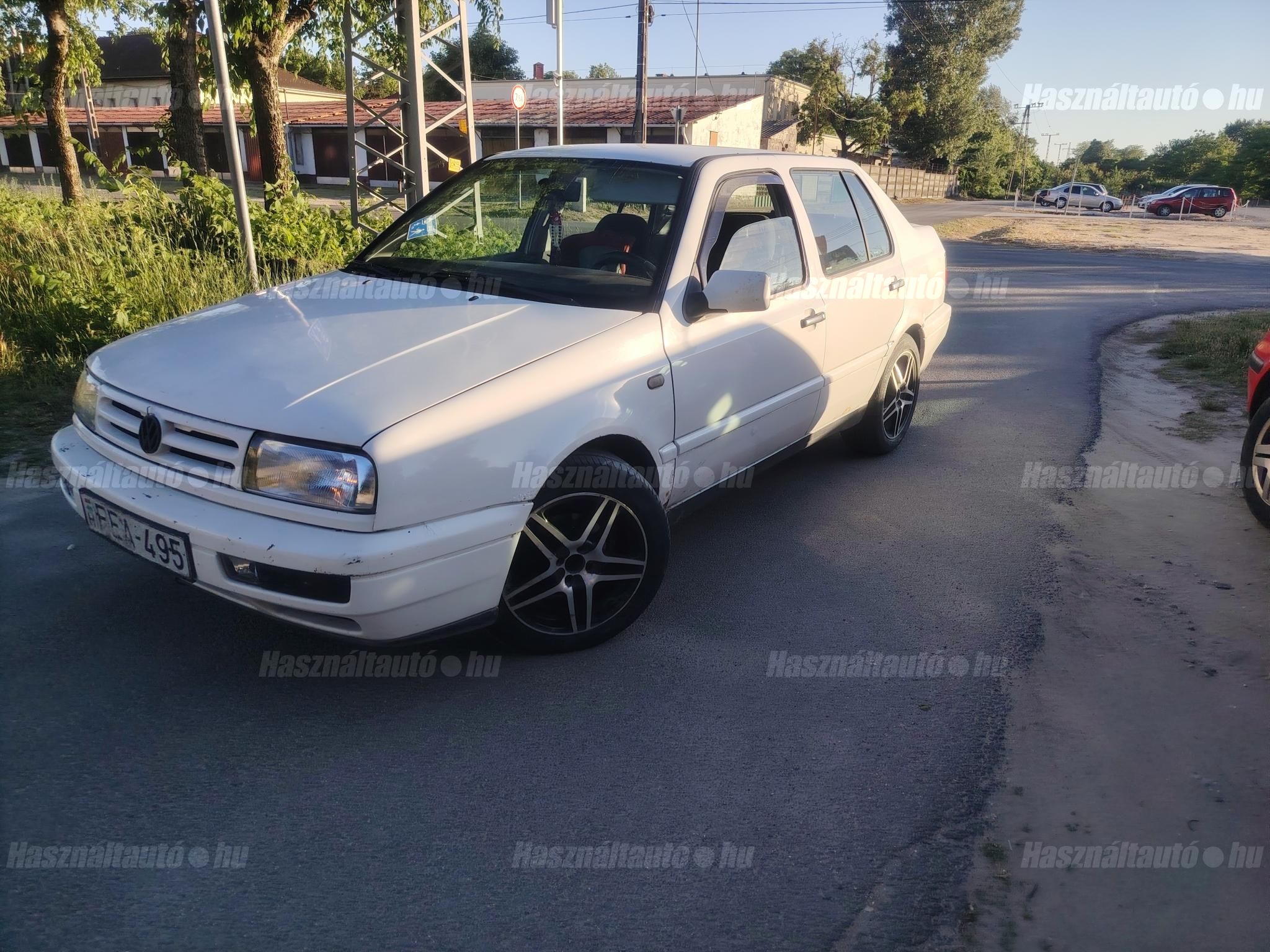 VOLKSWAGEN VENTO 1995/2 - 1