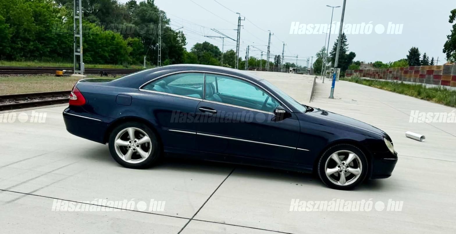 MERCEDES-BENZ CLK 270 2003/6 - 1