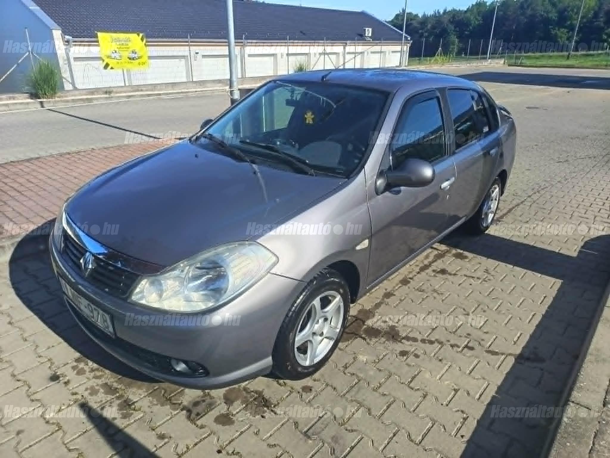 RENAULT THALIA 2009/4 - 1