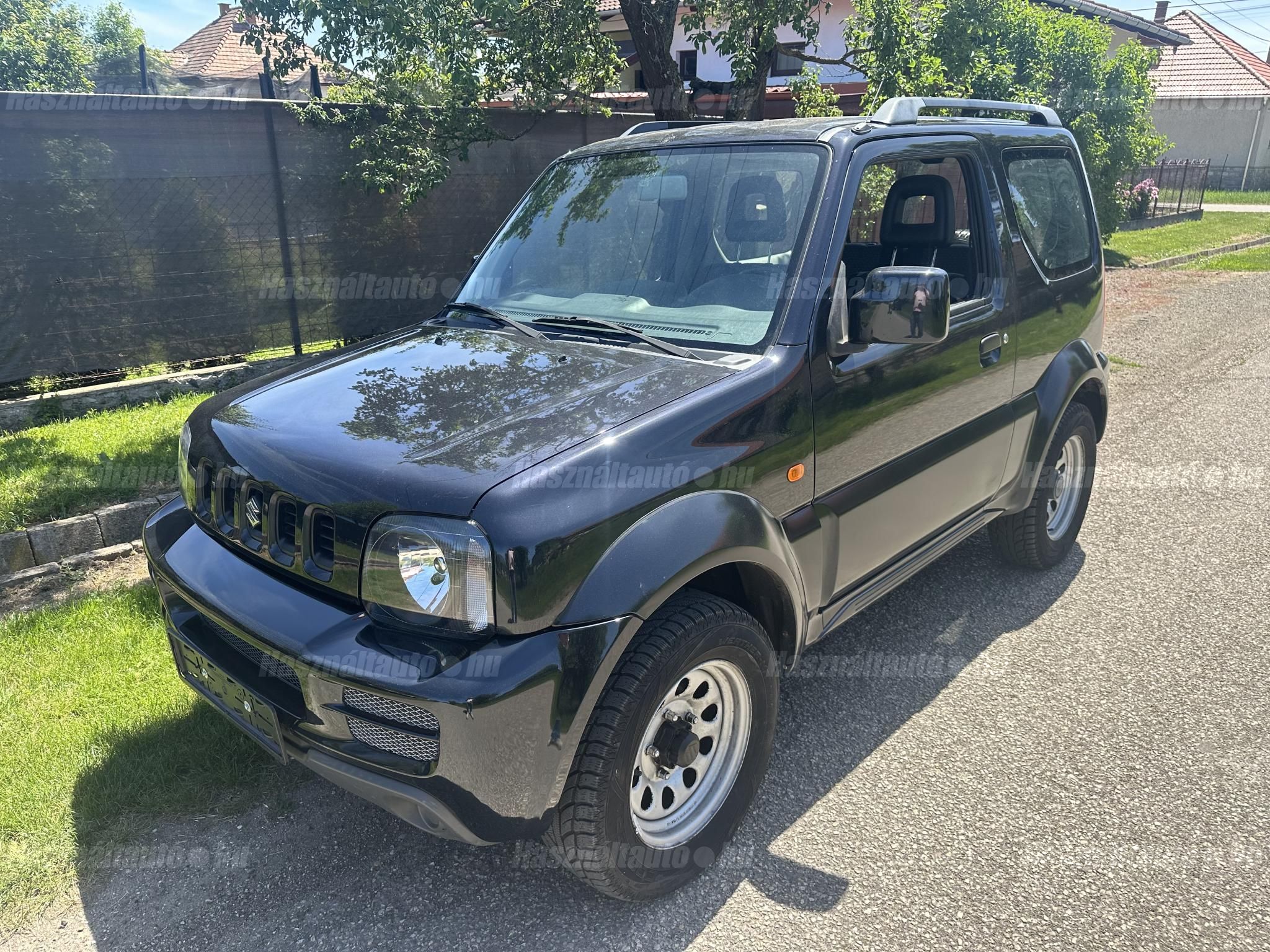 SUZUKI JIMNY 2011/12 - 1