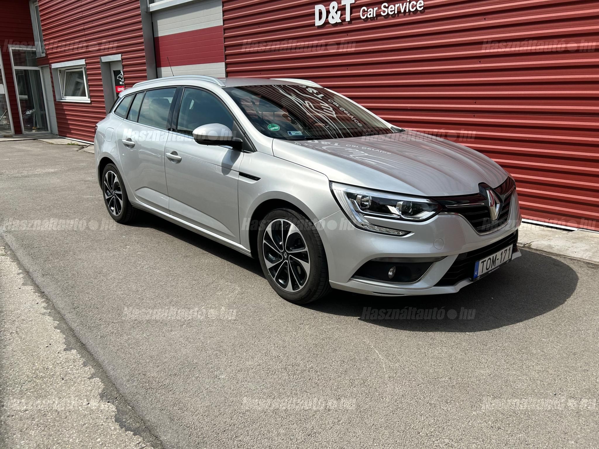 RENAULT MEGANE 2018/2 - 1