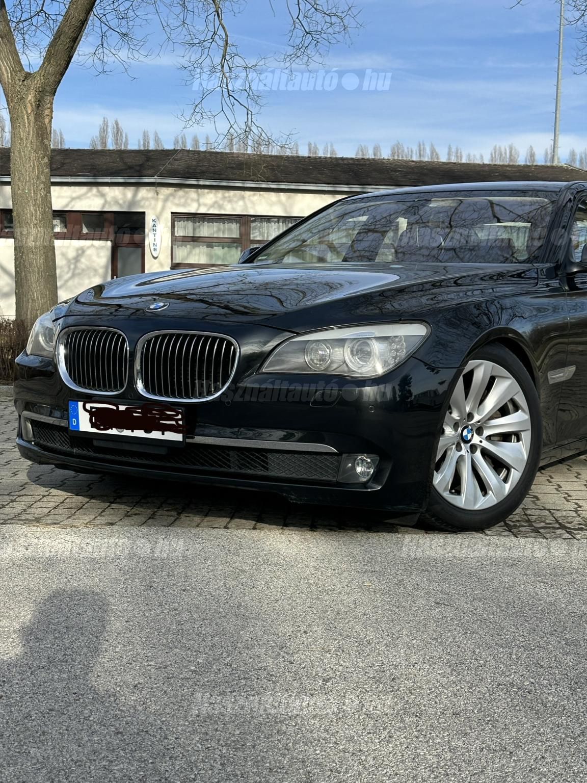 BMW 750 2012/8 - 1