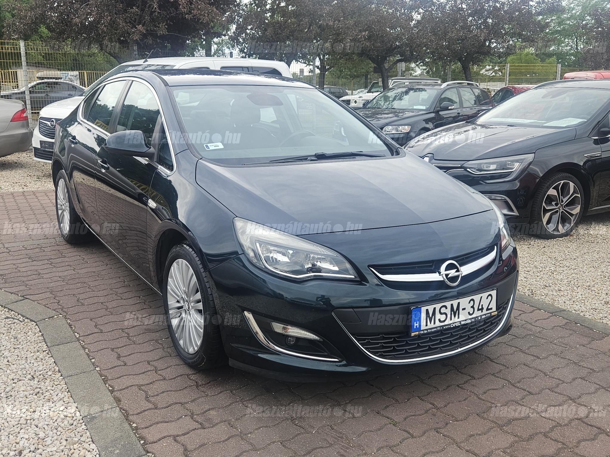 OPEL ASTRA J 2014/9 - 1