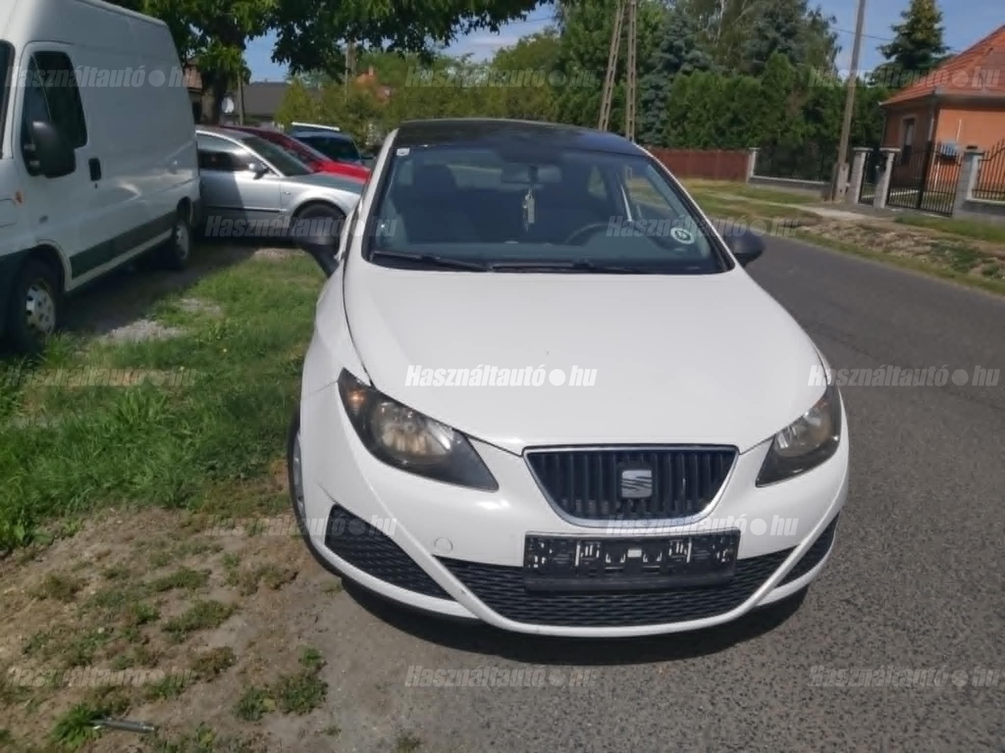 SEAT IBIZA 2008 - 1