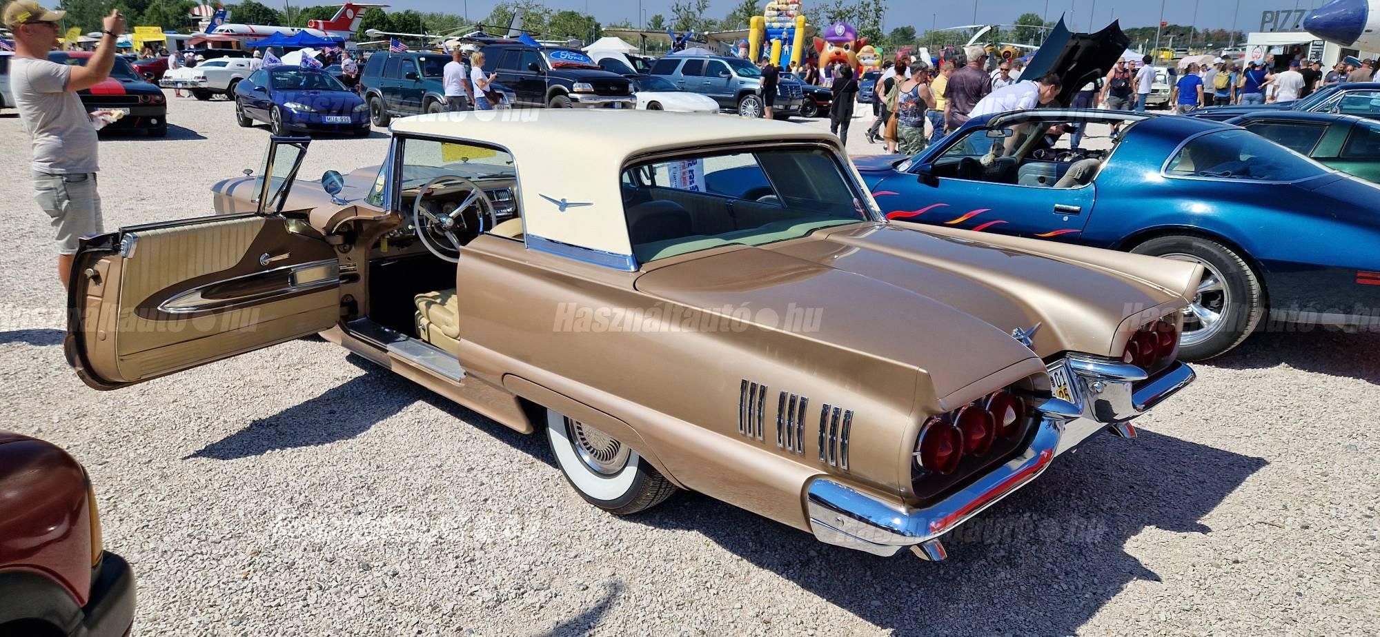 FORD THUNDERBIRD 1959 - 1