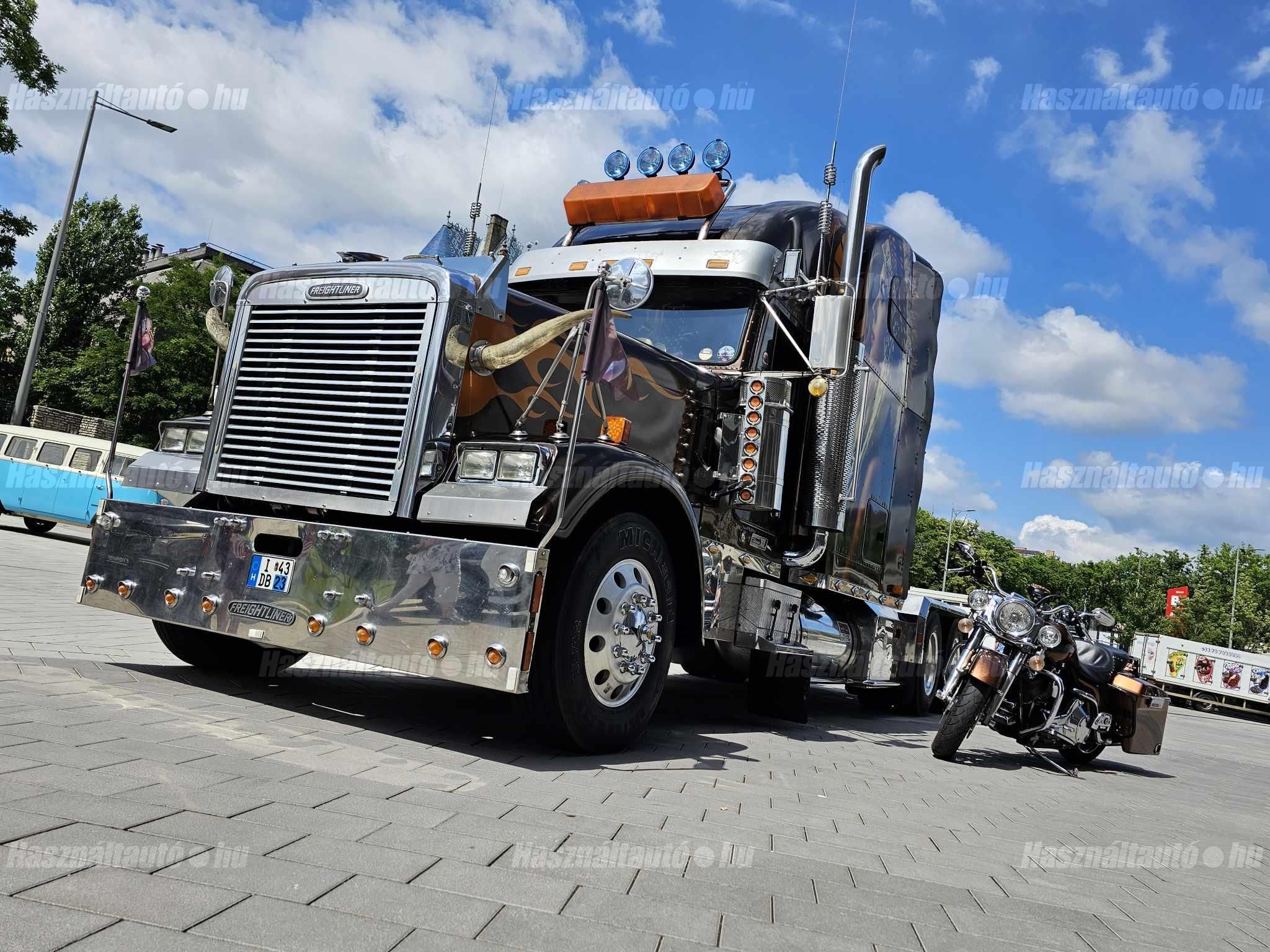 FREIGHTLINER 1999 - 1