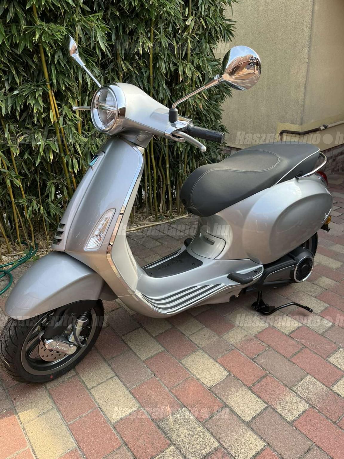 VESPA ELETTRICA 2025 - 1