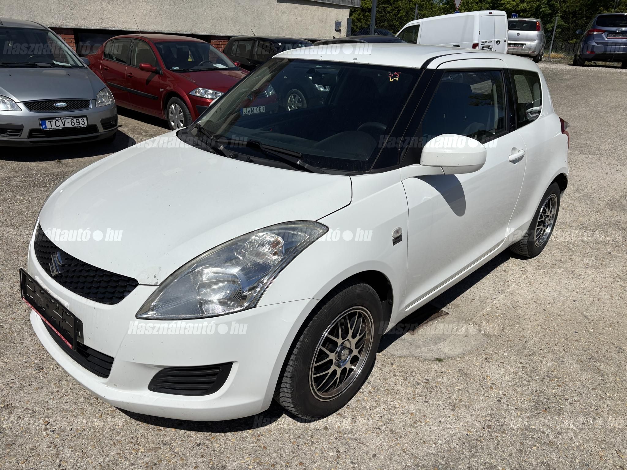 SUZUKI SWIFT 2011/5 - 1