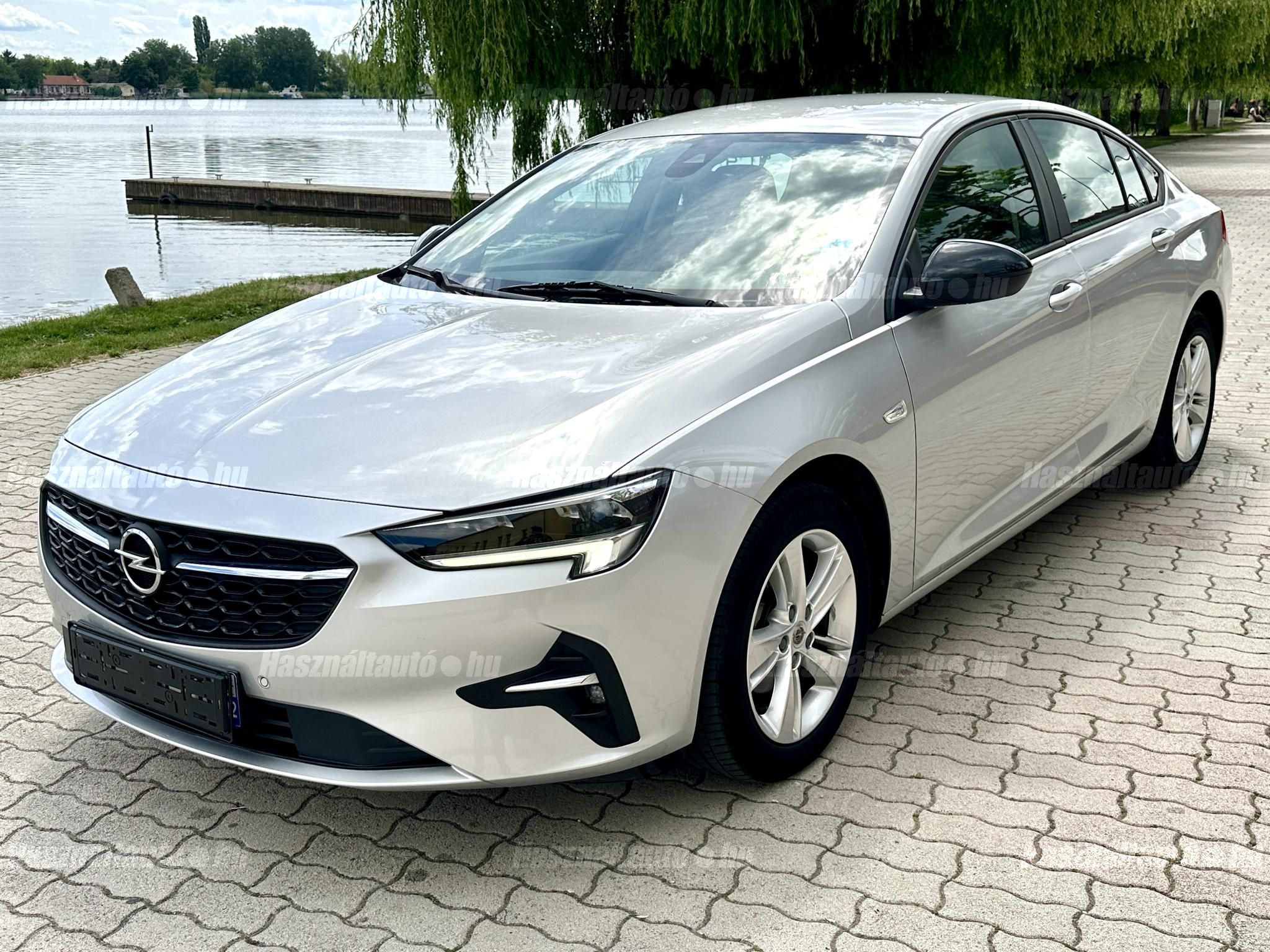 OPEL INSIGNIA 2020/12 - 1