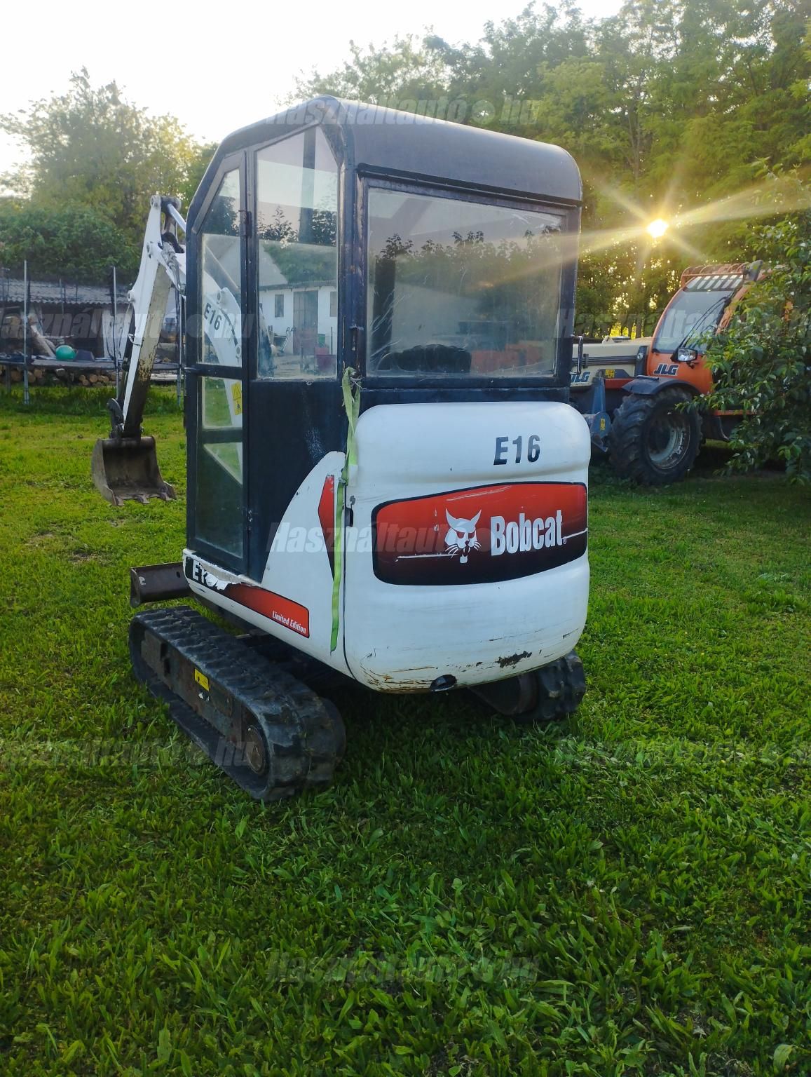 BOBCAT 2011/1 - 1