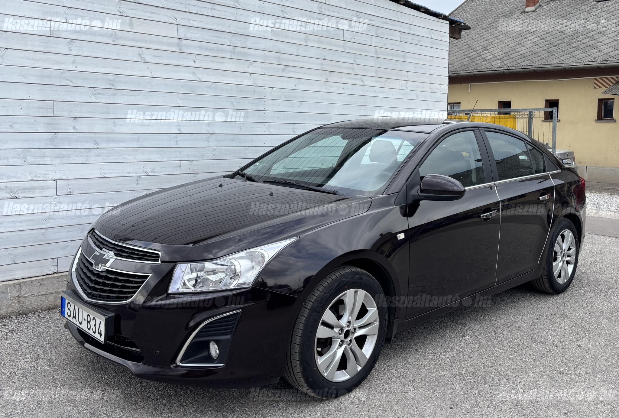 CHEVROLET CRUZE 2013/8 - 1