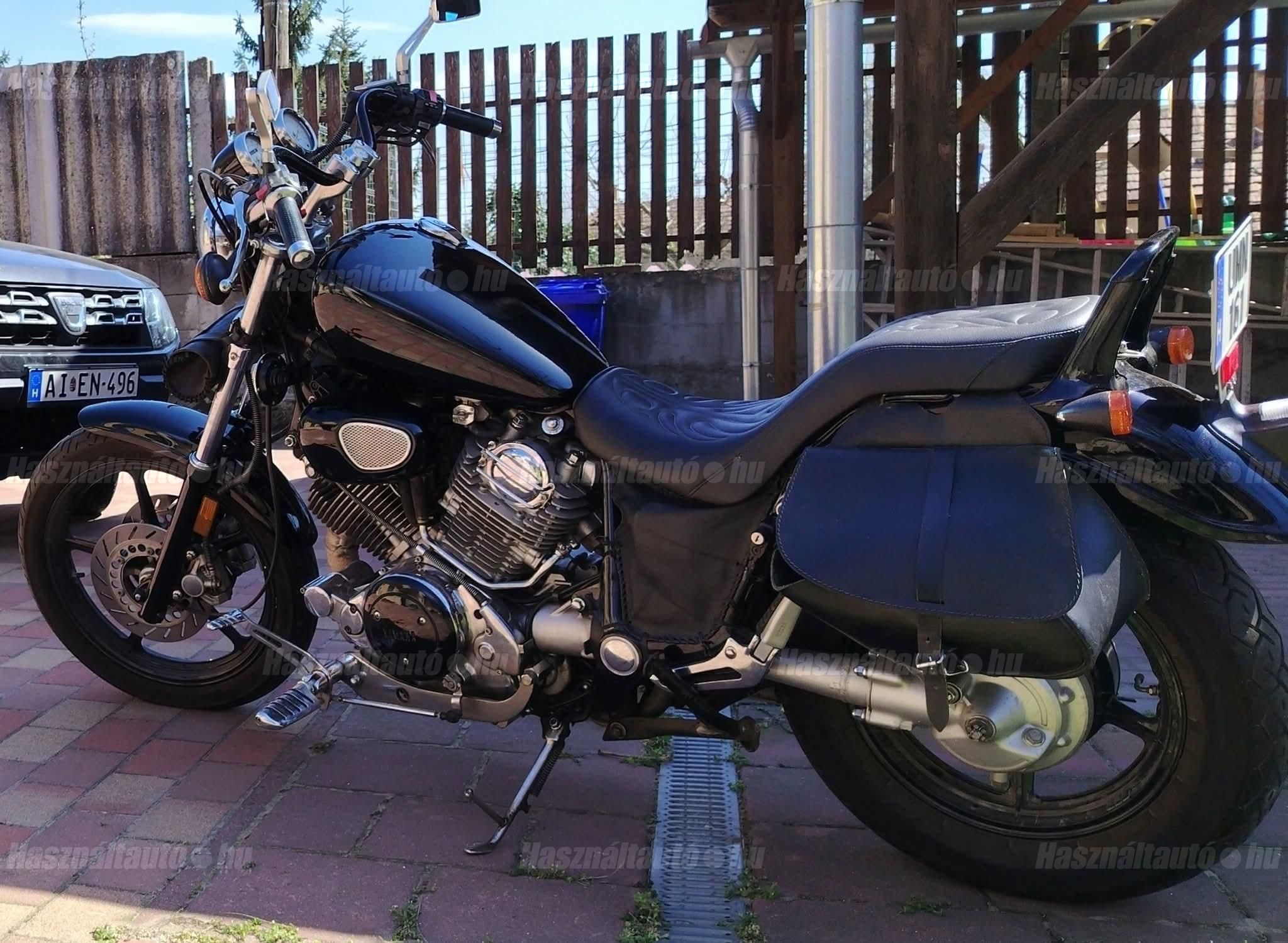 YAMAHA XV 750 (VIRAGO) 1993/6 - 1